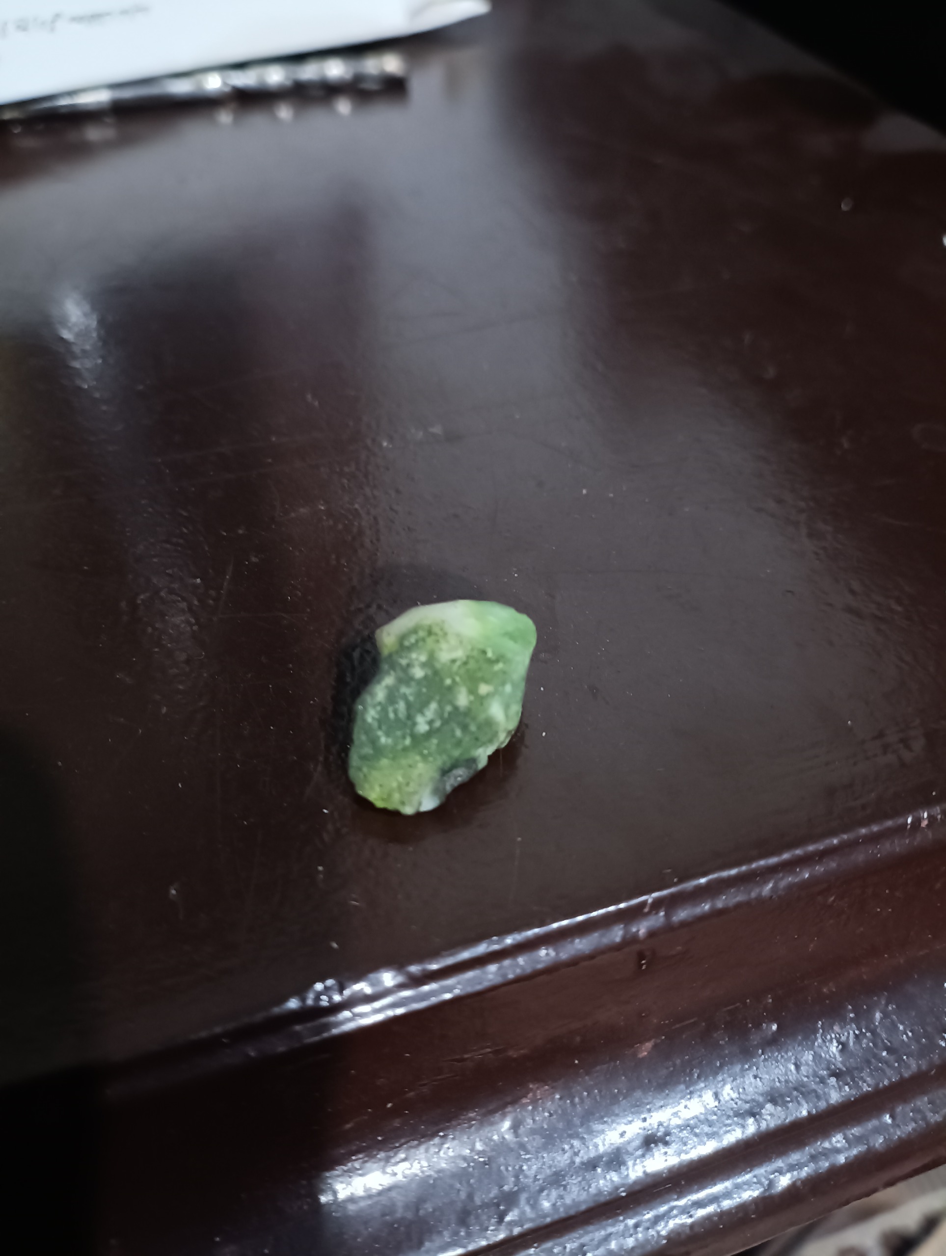 سنگ یشم نادر و کمیاب