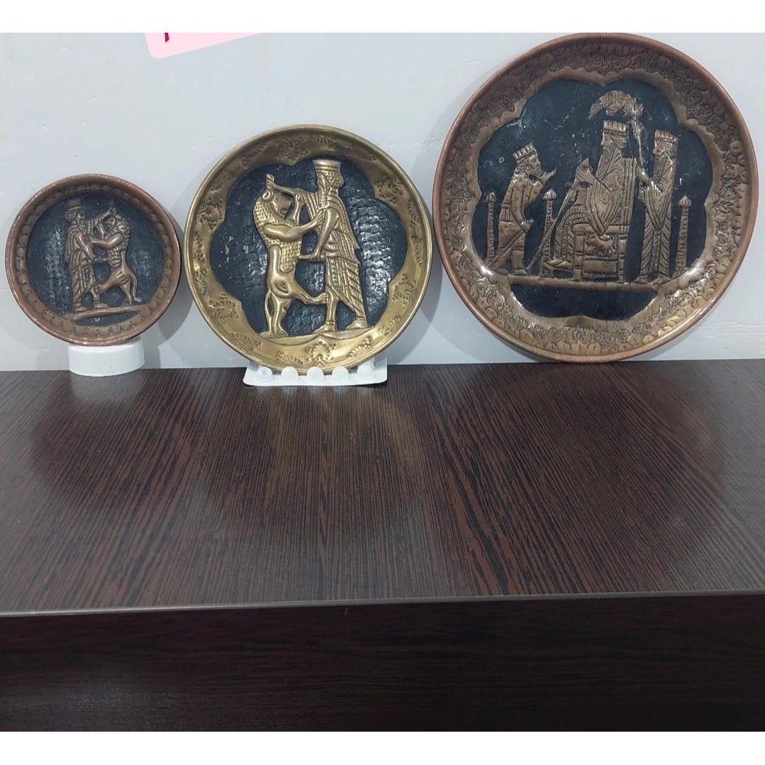 دیوار کوب مسی قلم کاری شده