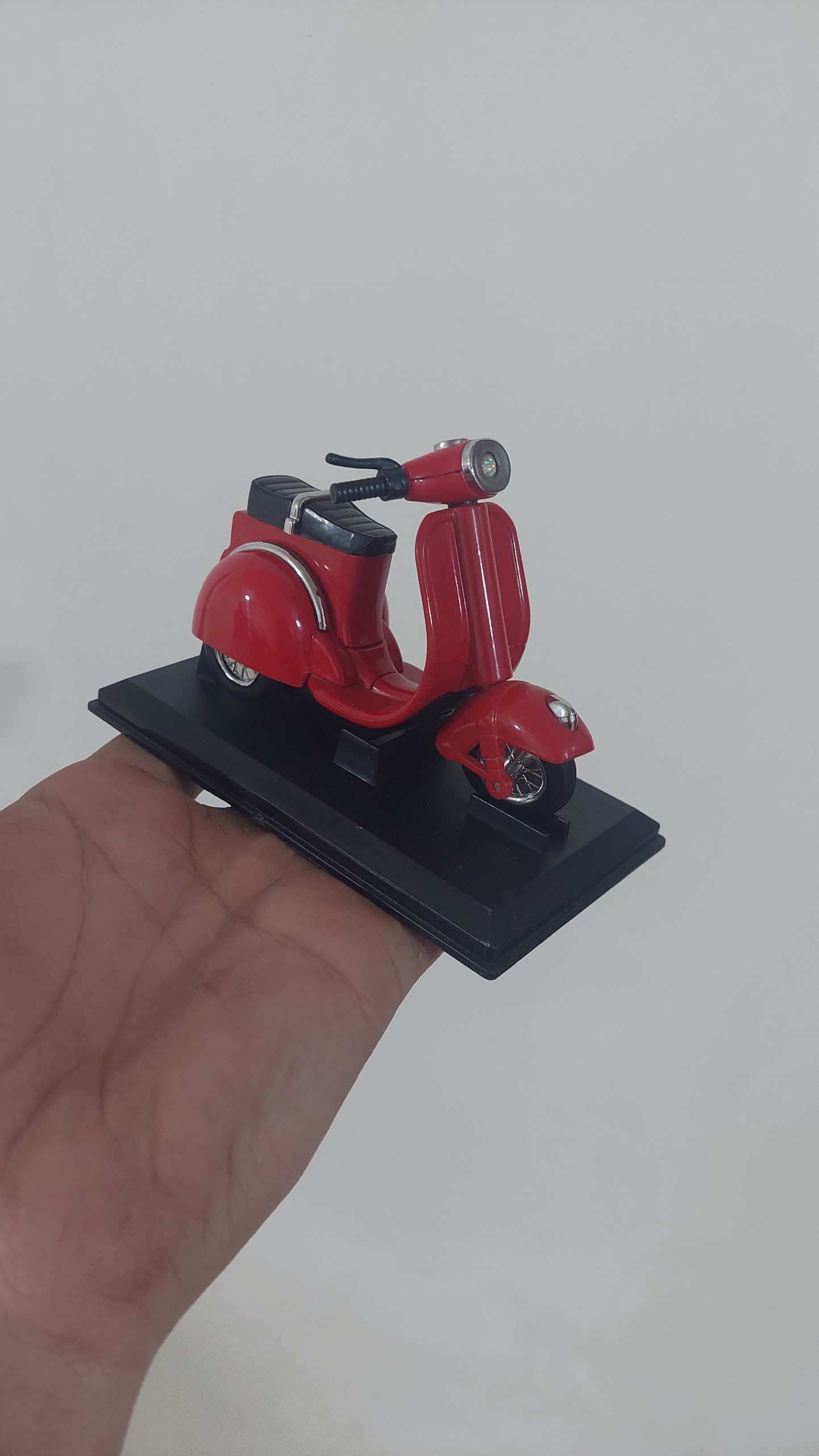 فندک طرح موتور