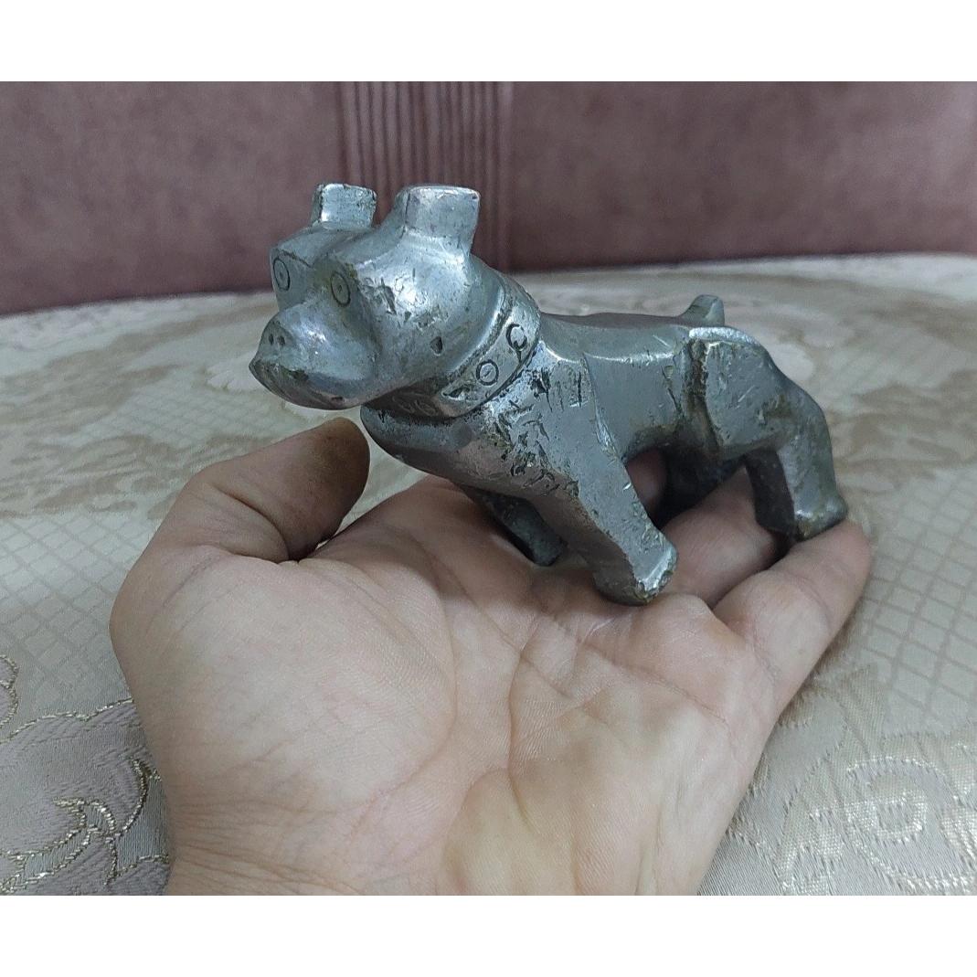 مجسمه فولادی ماک