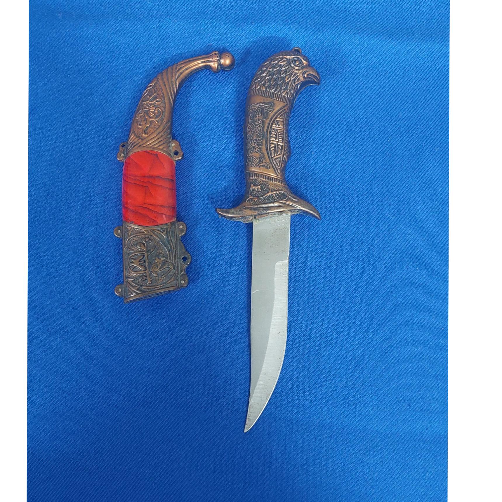 چاقو دکوری غلاف دار