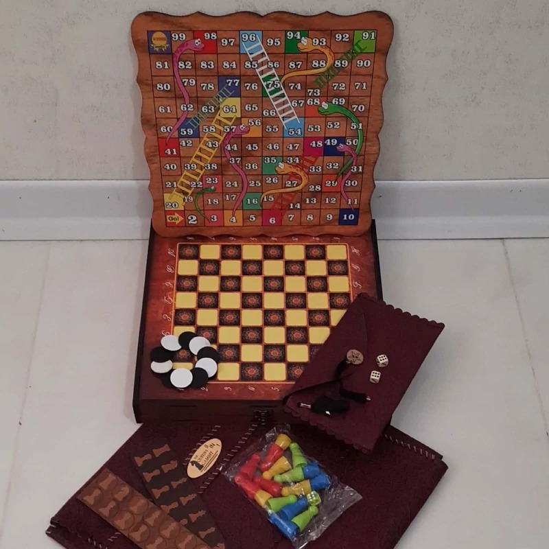 بازی فکری 8 بازی منچ/مارپله/دوز/شطرنج/چکرز/ایکس