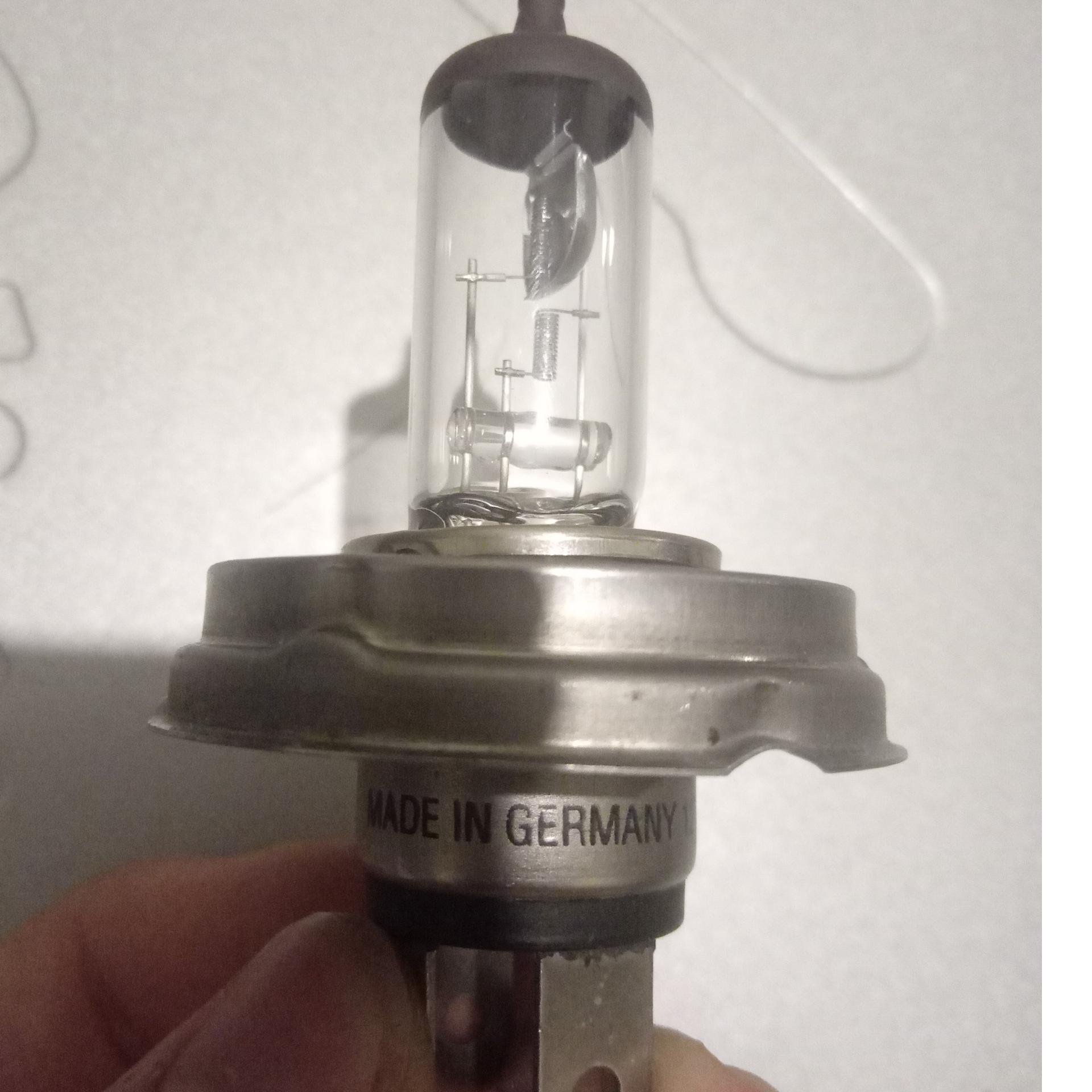 لامپ هالوژن خودرو ساخت آلمان