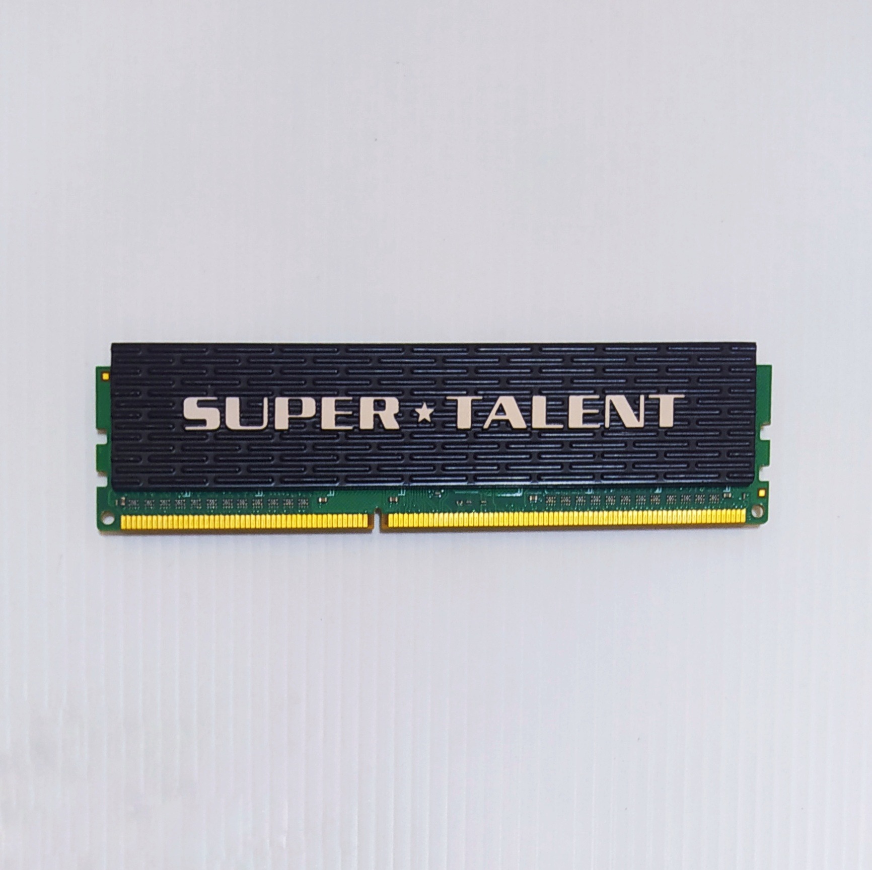 رم 2 گیگ DDR3 باس 1333 برند SuperTalent