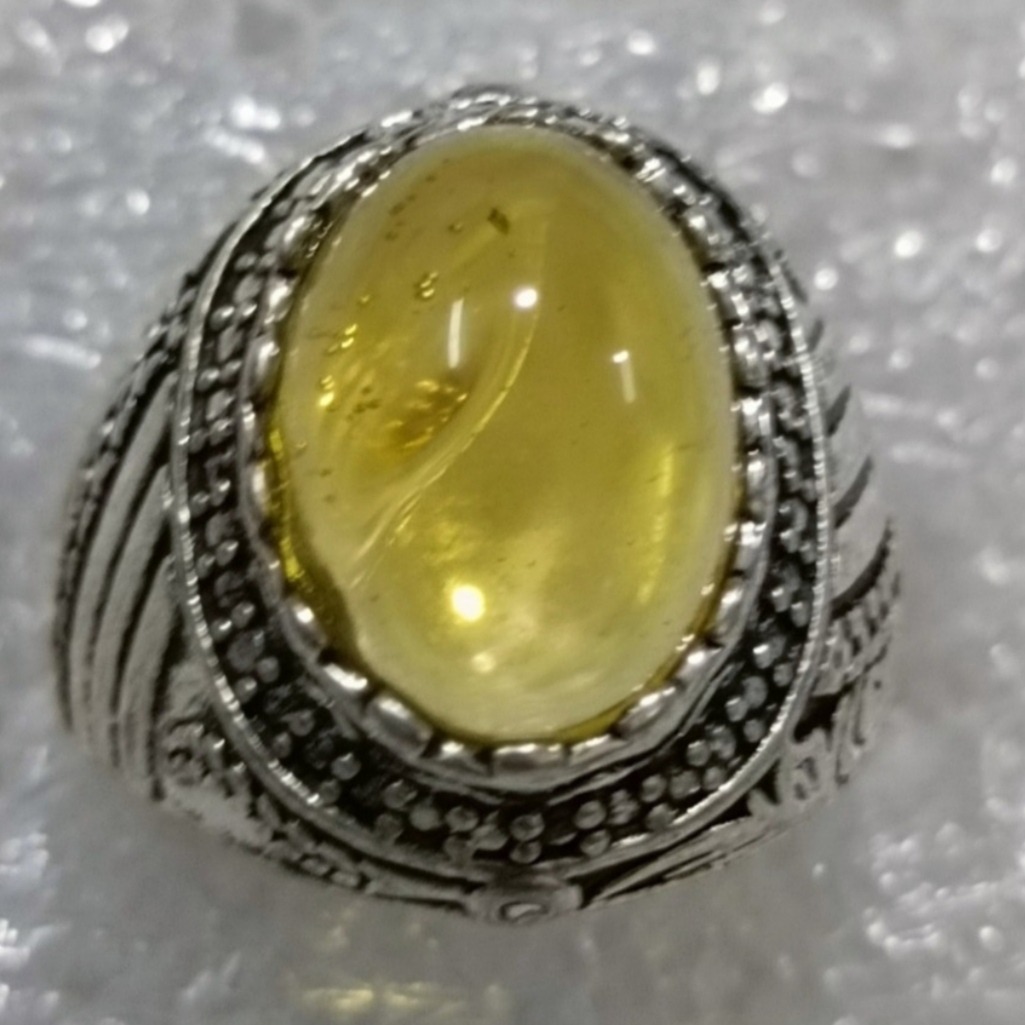 حراج انگشتر نگین دار عسلی ظریف