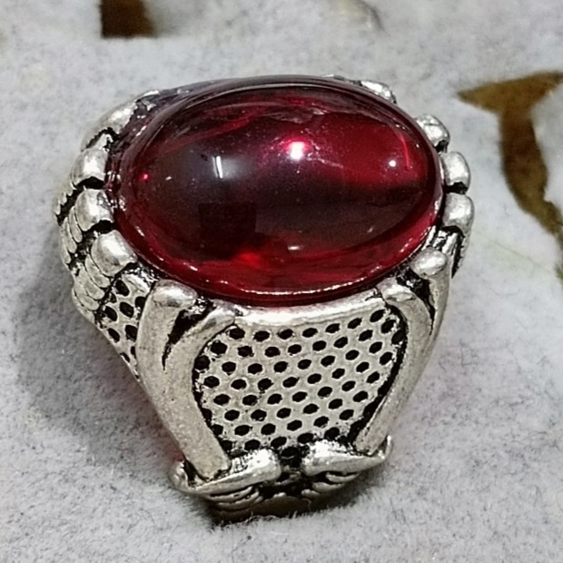 انگشتر یاقوت سرخ مصنوعی حراج