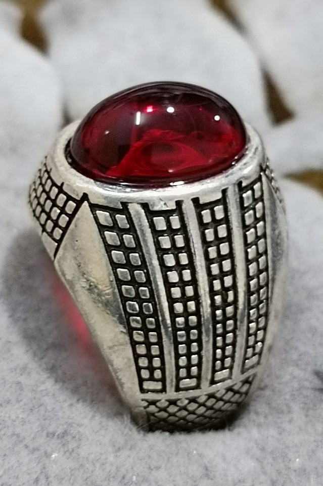 انگشتر یاقوت سرخ مصنوعی حراج درجه یک