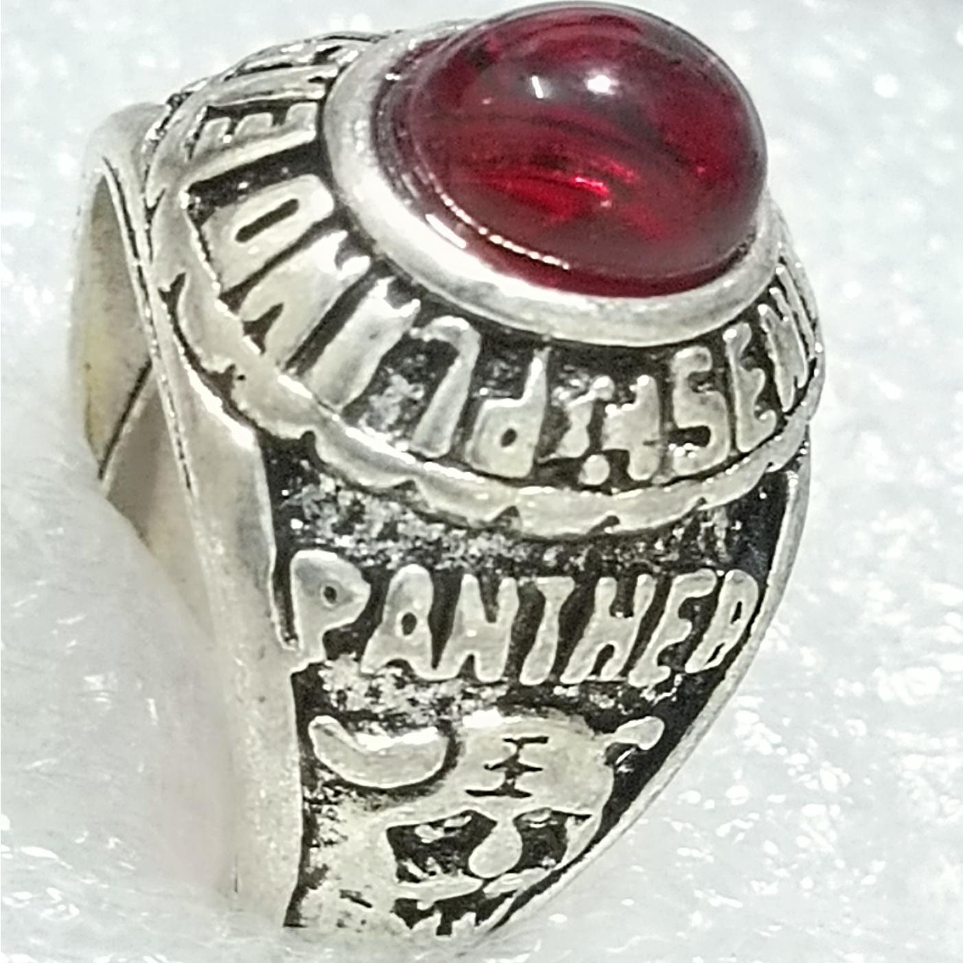 حراج انگشتر وارداتی یاقوت سرخ رنگ مصنوعی