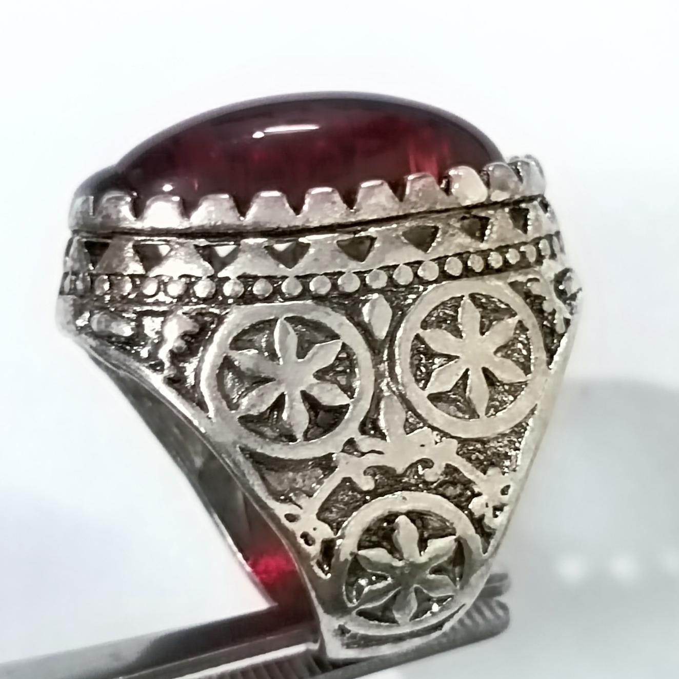 انگشتر نگین مصنوعی وارداتی (جنس بدل)