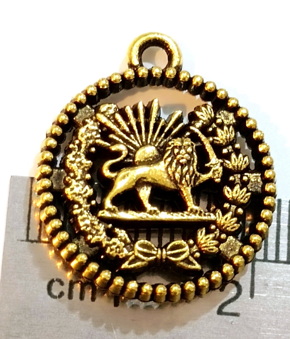 آویز دو سانتی چهار گرمی، کلاسیک، شیک و زیبا