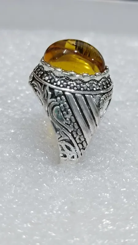 انگشتر نگین عسلی رکاب نقره ای