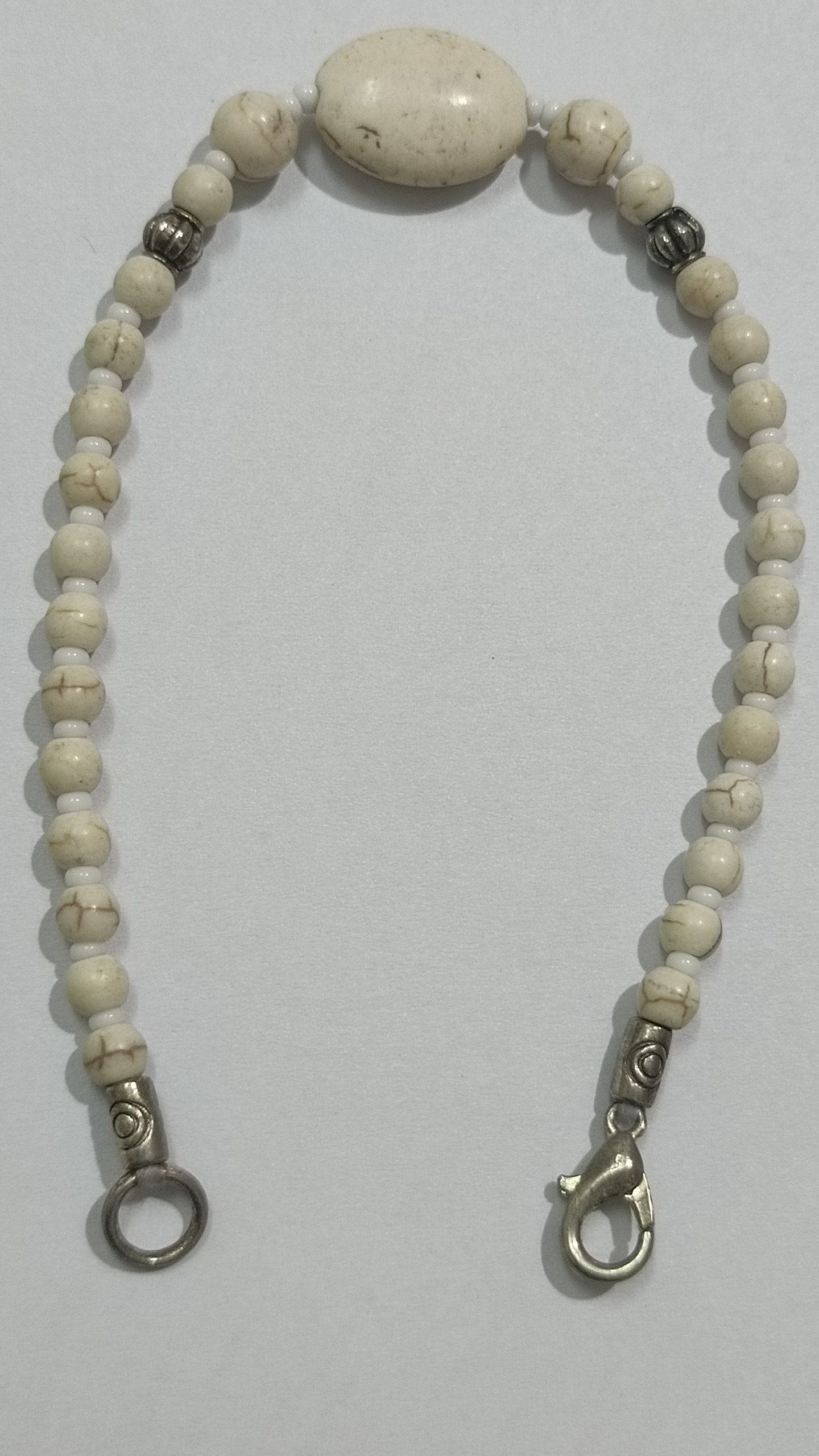 دستبند سنگی ظریف بدلی