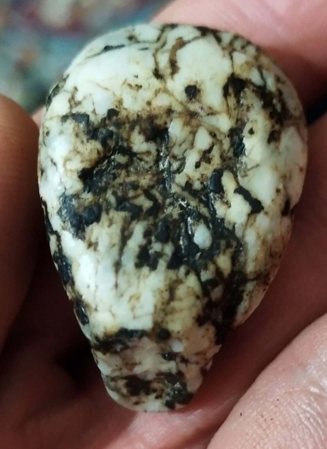 راف معدنی زیبا سنگ ارزشی مشخص نیست جنسش