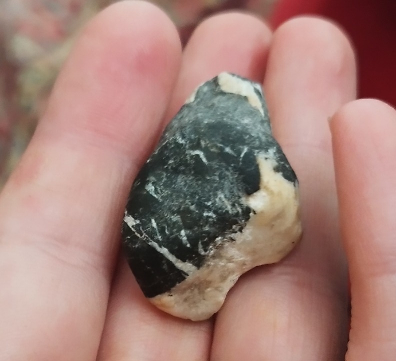 راف معدنی زیبا ترازوکش 21 گرمی سپتارین طبیعی