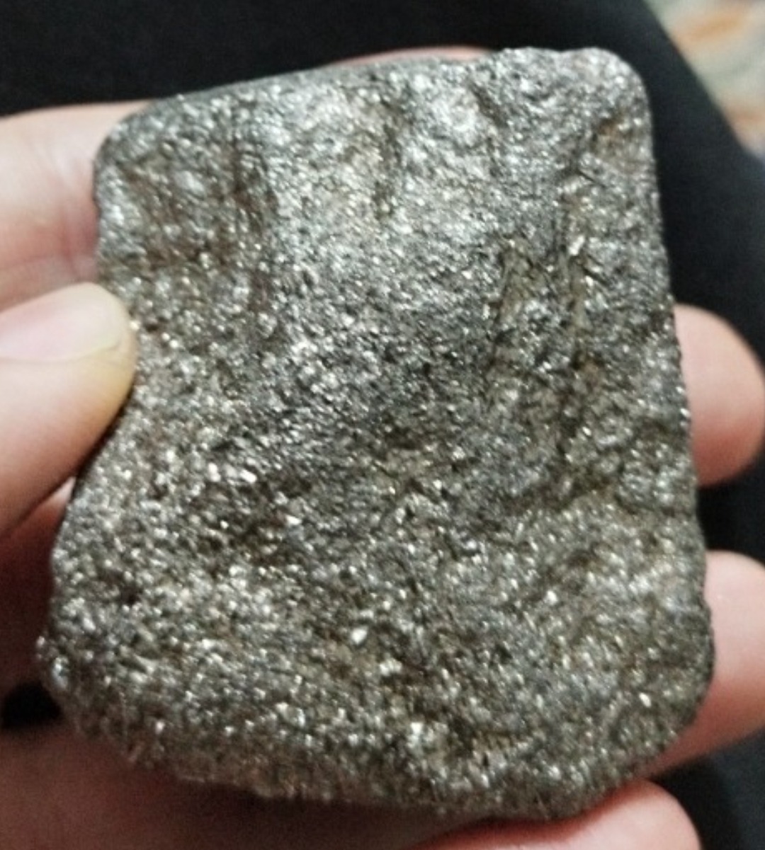 راف معدنی زیبا پیریت نقره ای 320 گرم ترازوکش