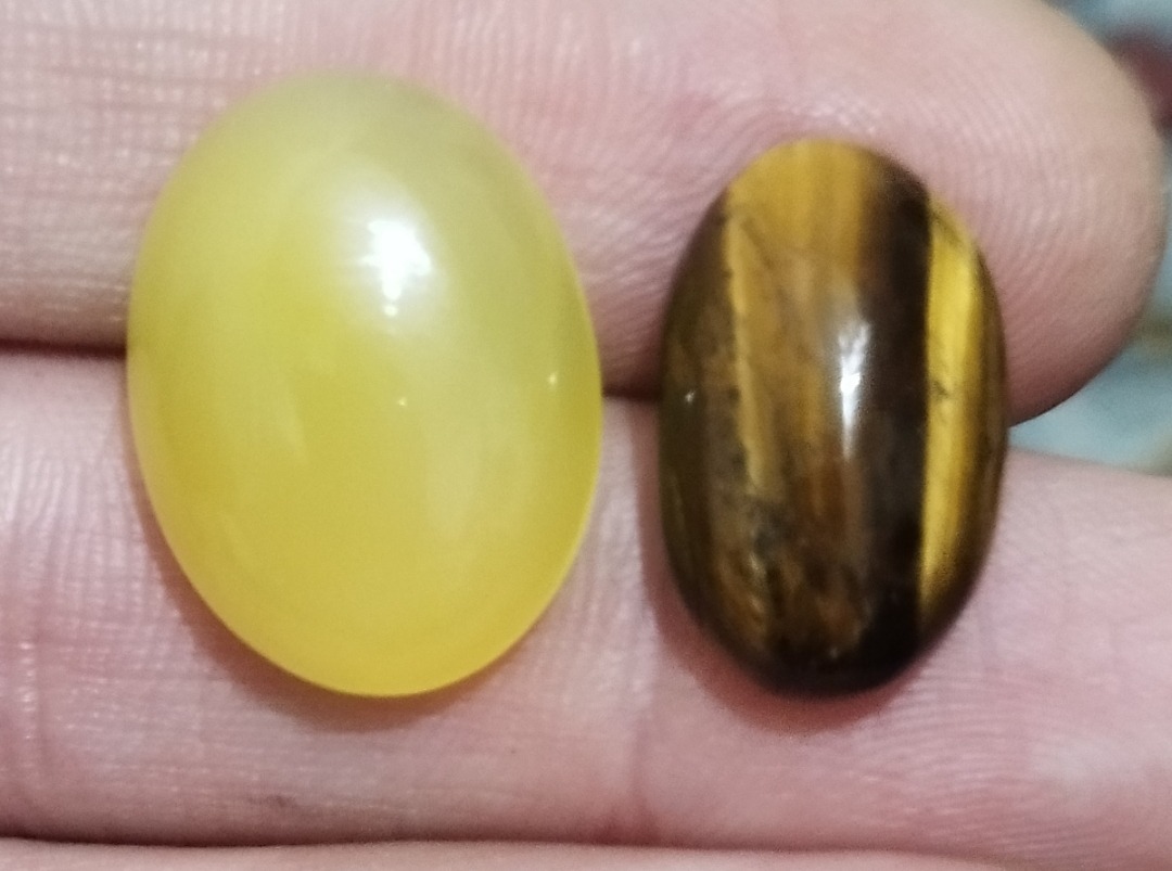 نگین معدنی 2 گرمی چشم ببر و عقیق شرف شمس 3گرم