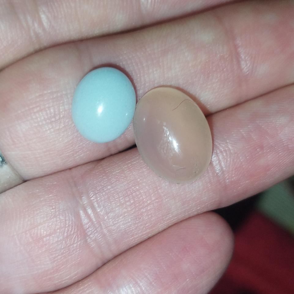 عقیق برزیلی معدنی 2 گرمی و شب چراغ آبی 1/50گرم