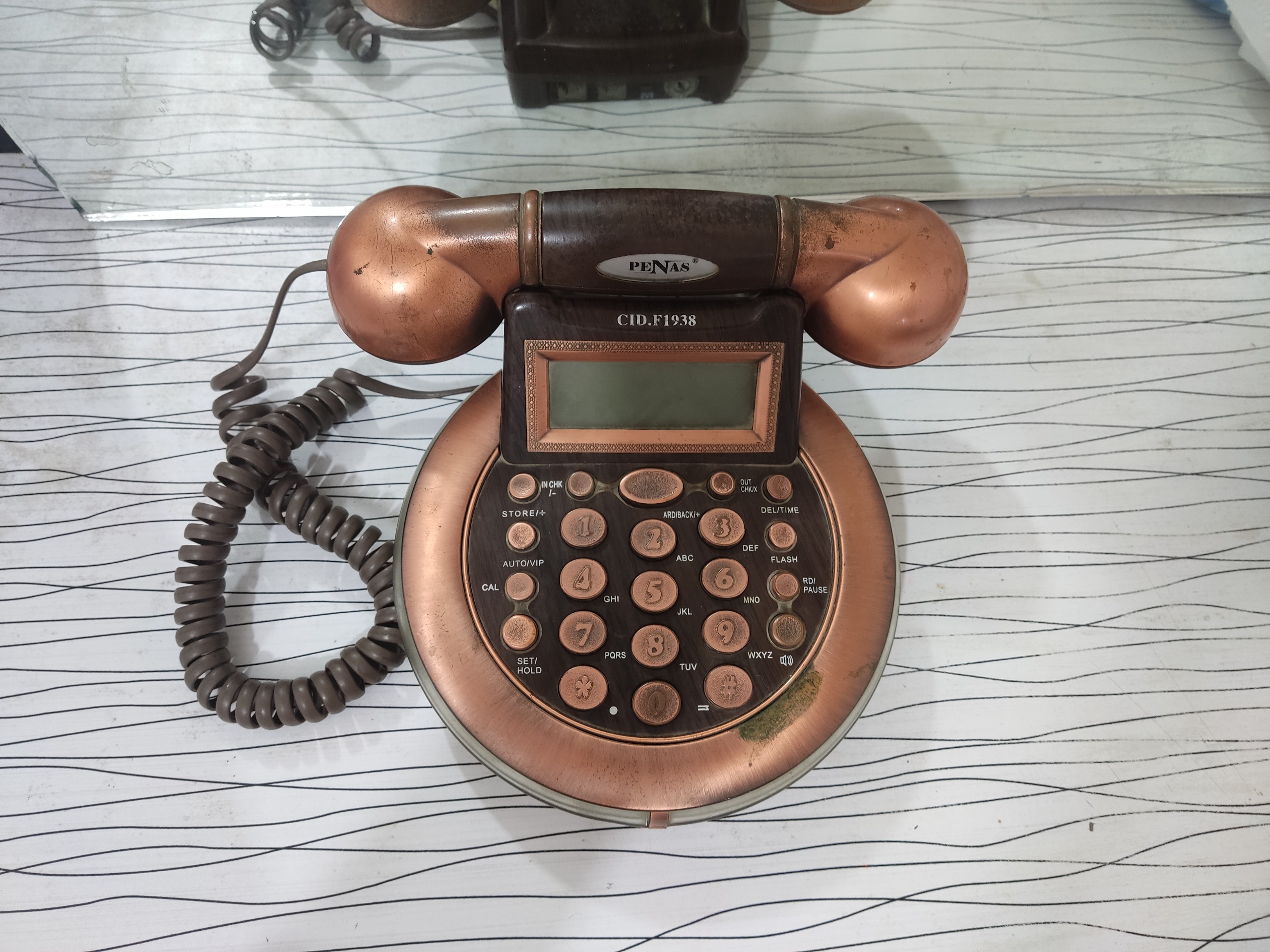 تلفن قدیمی آنتیک