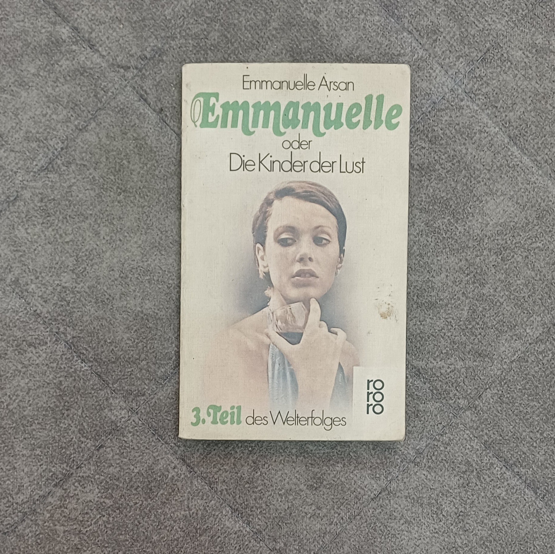 کتاب آلمانی Emmanuelle oder Die Kinder der Lust