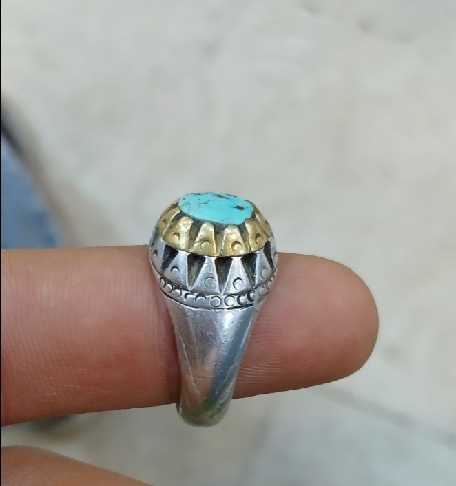 انگشترهفیروزه تاج طلا