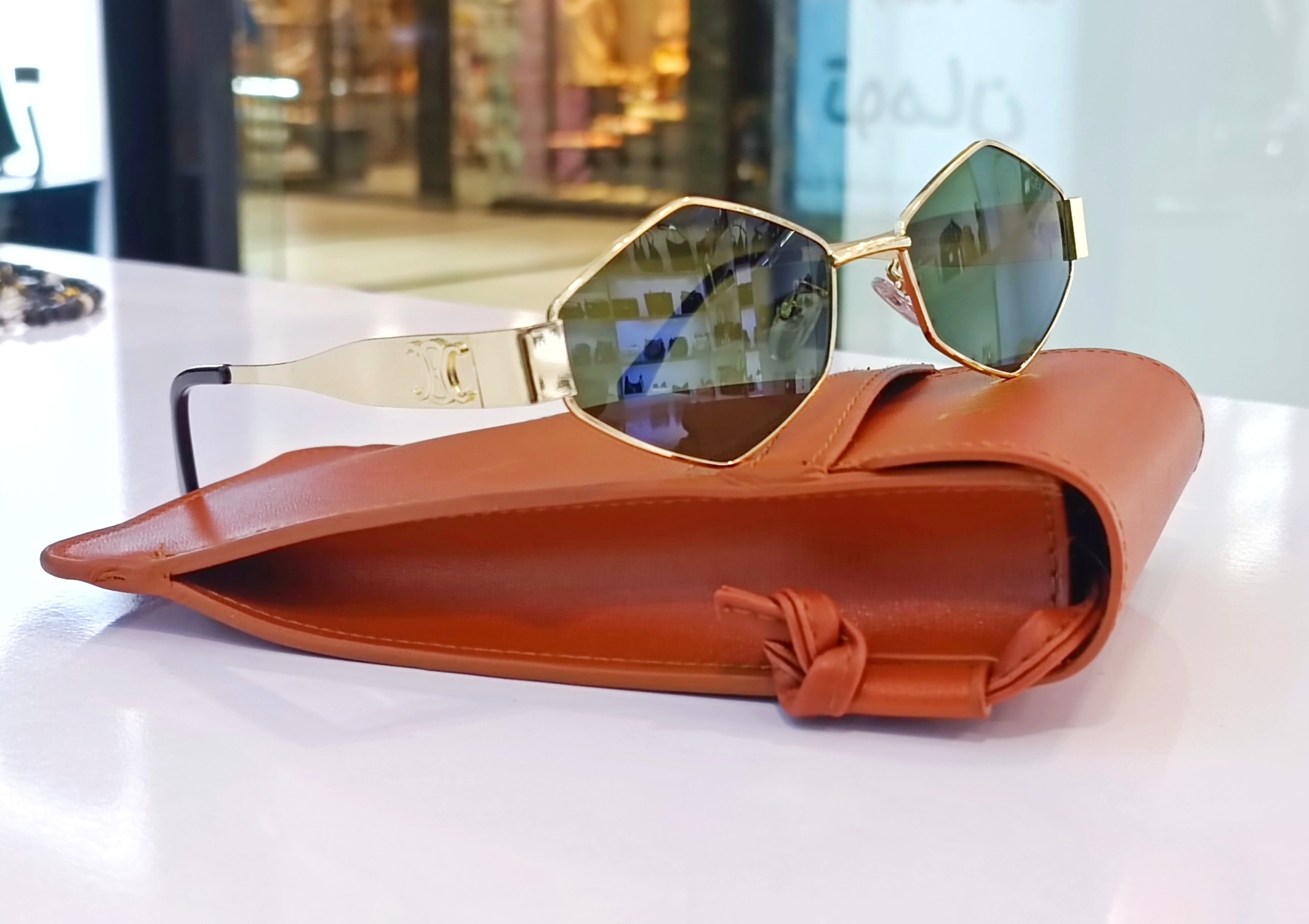 عینک آفتابی سلین با کیف چرمی اورجینال مدل ترند