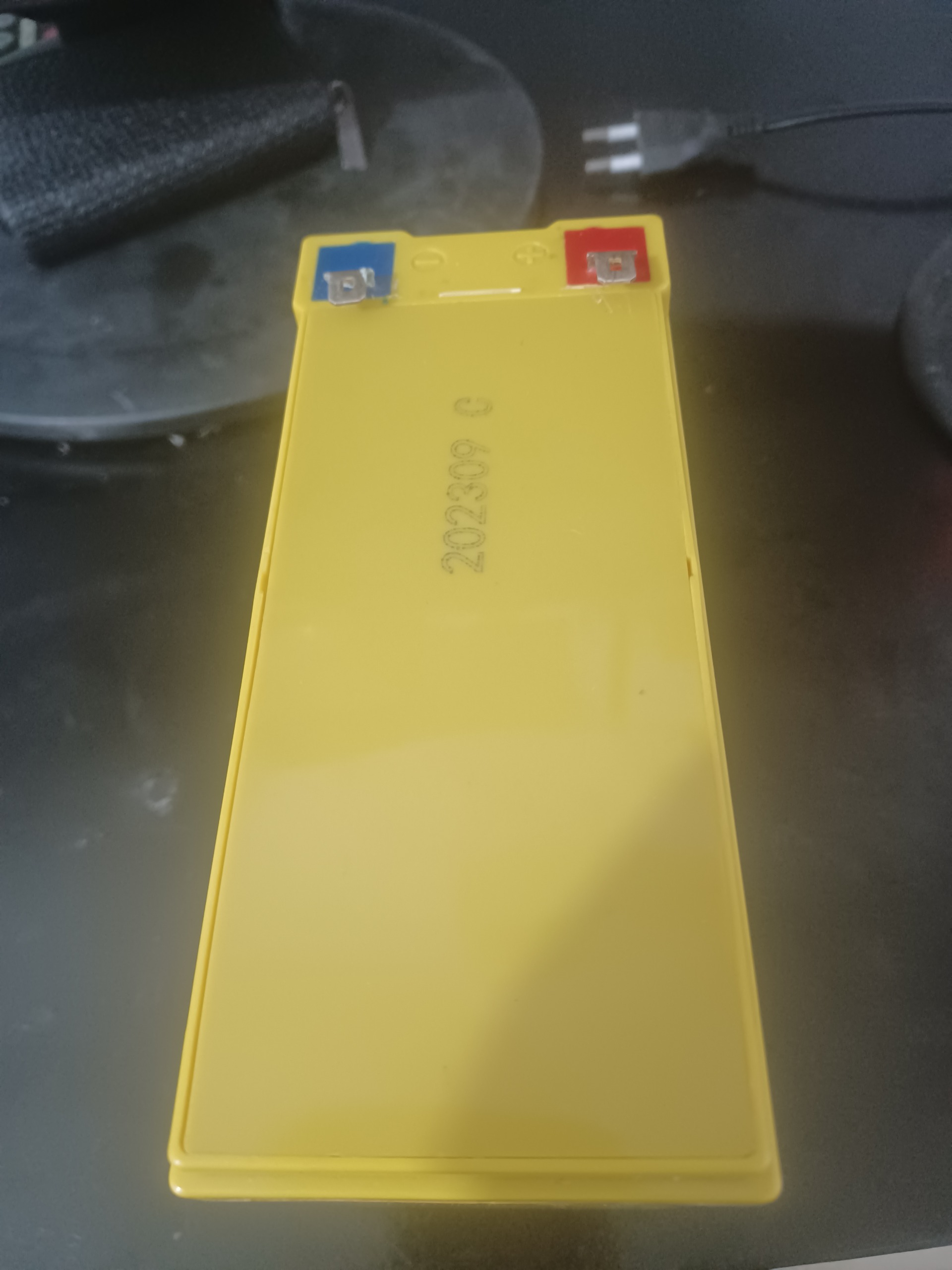 باتری 12 ولت 10 آمپر sheel اصلی