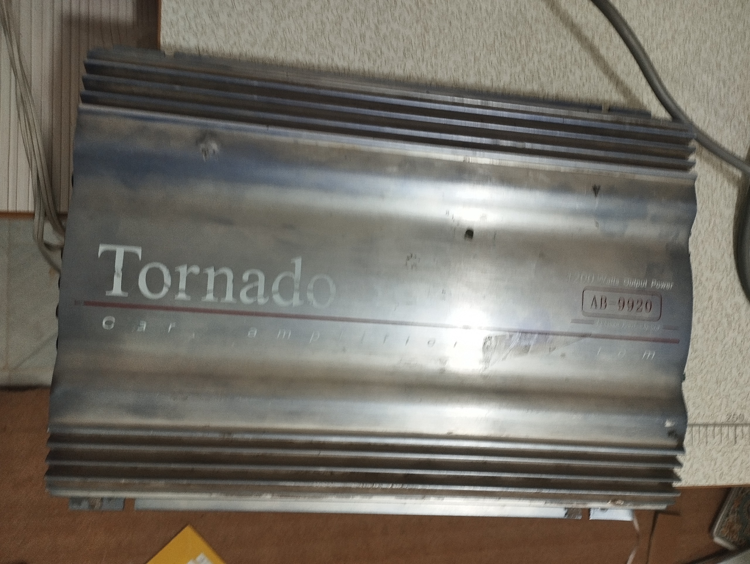 آمپیلی تورنادو آمپلی