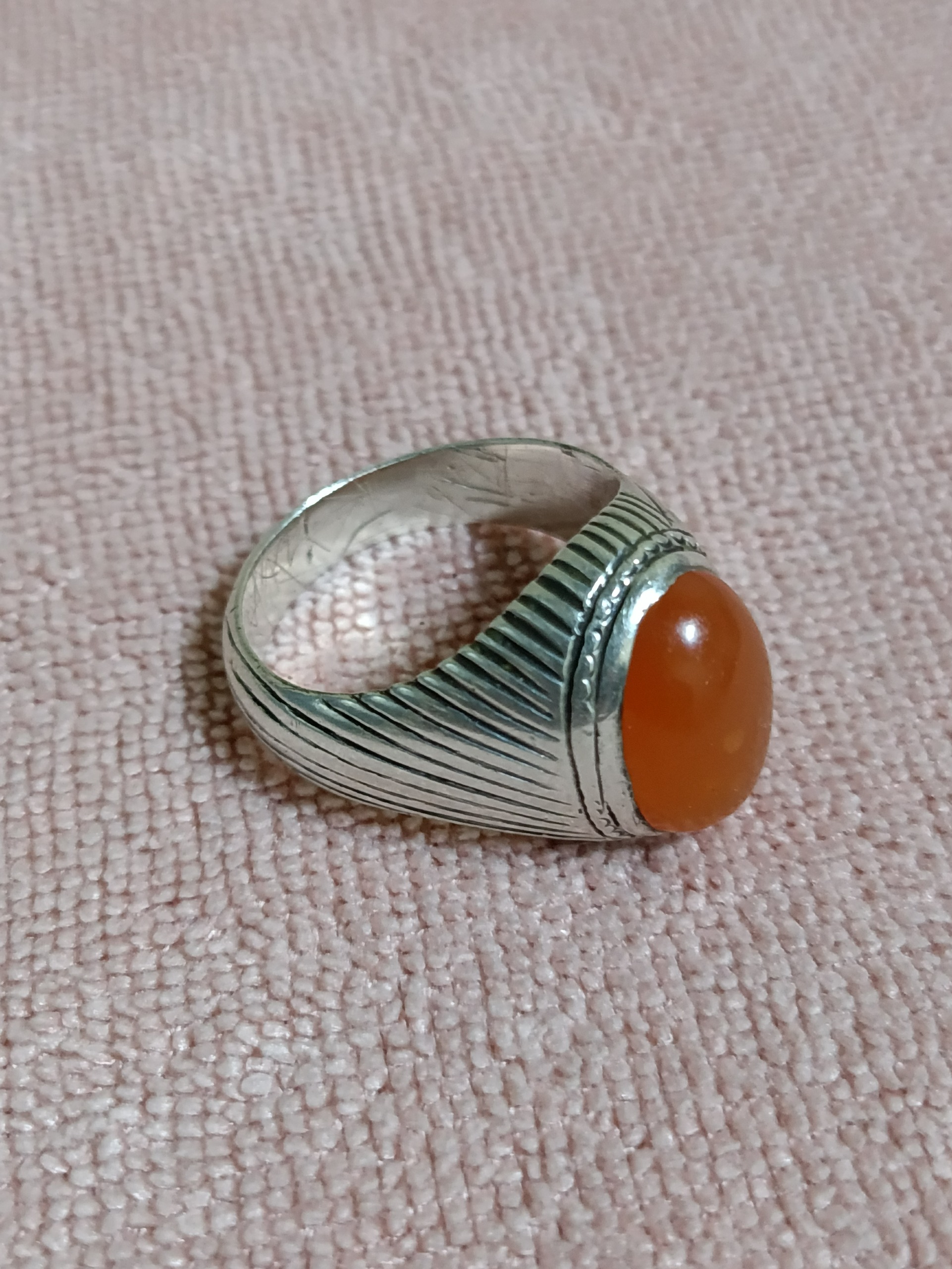 انگشتر عقیق یمنی کهنه