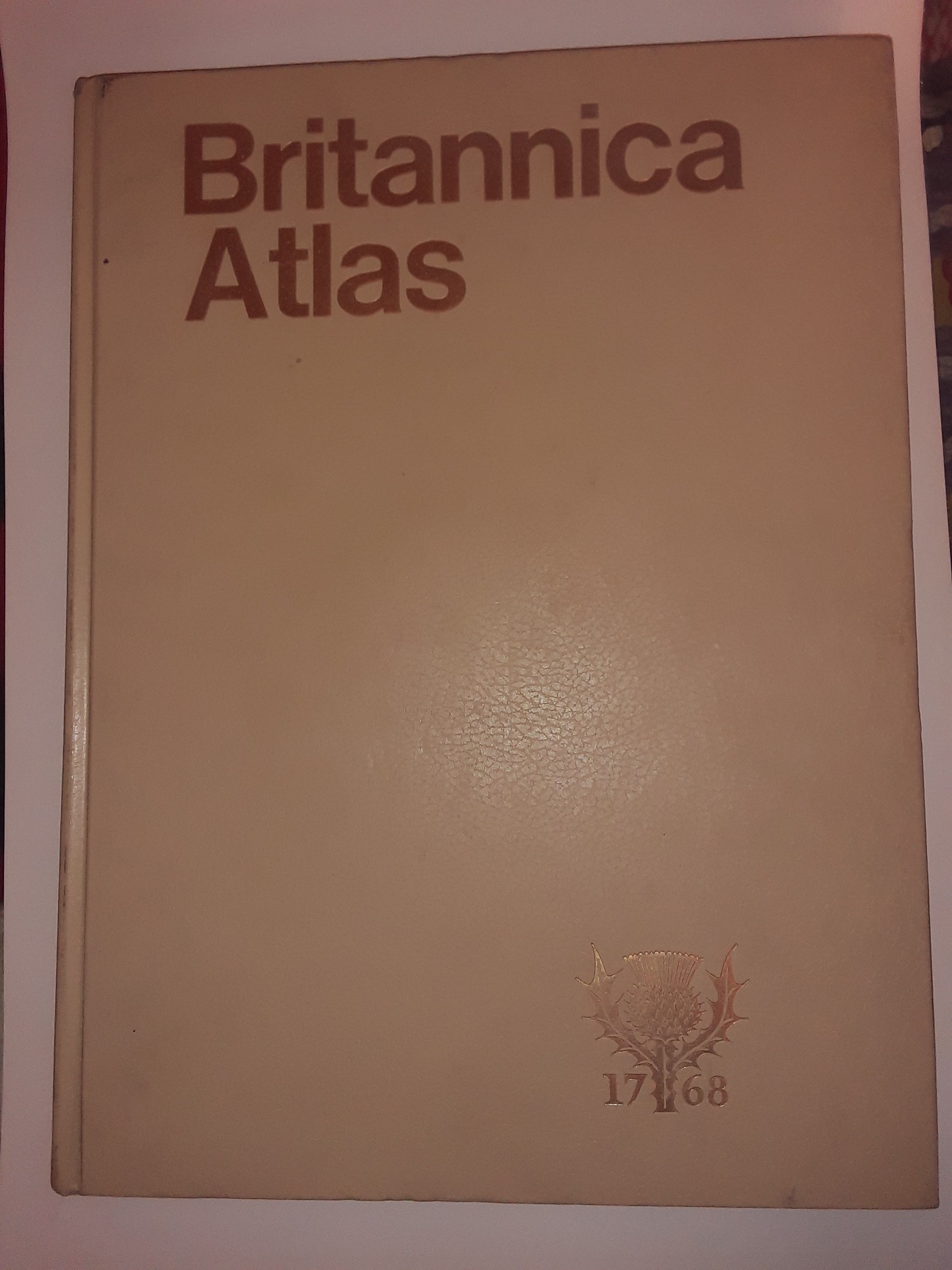 Britannica atlas یا اطلس بریتانیا