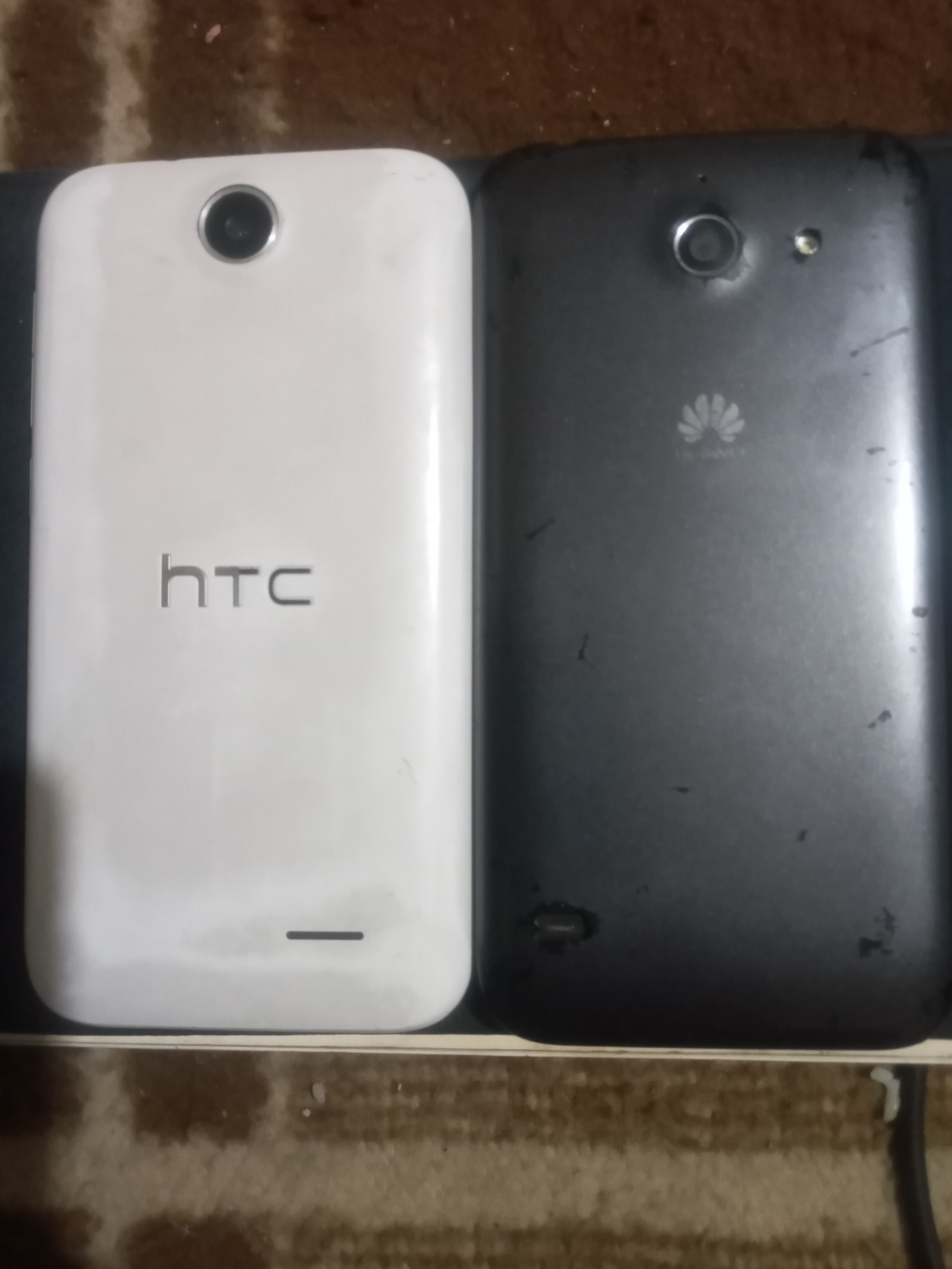 هواووی و اچ تی سی اسقاطی