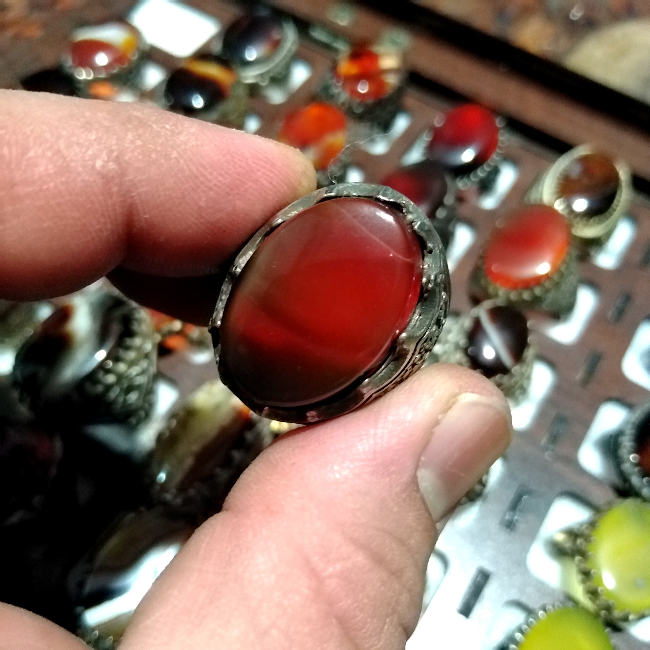 انگشتر عقیق یمنی سنگ کهنه