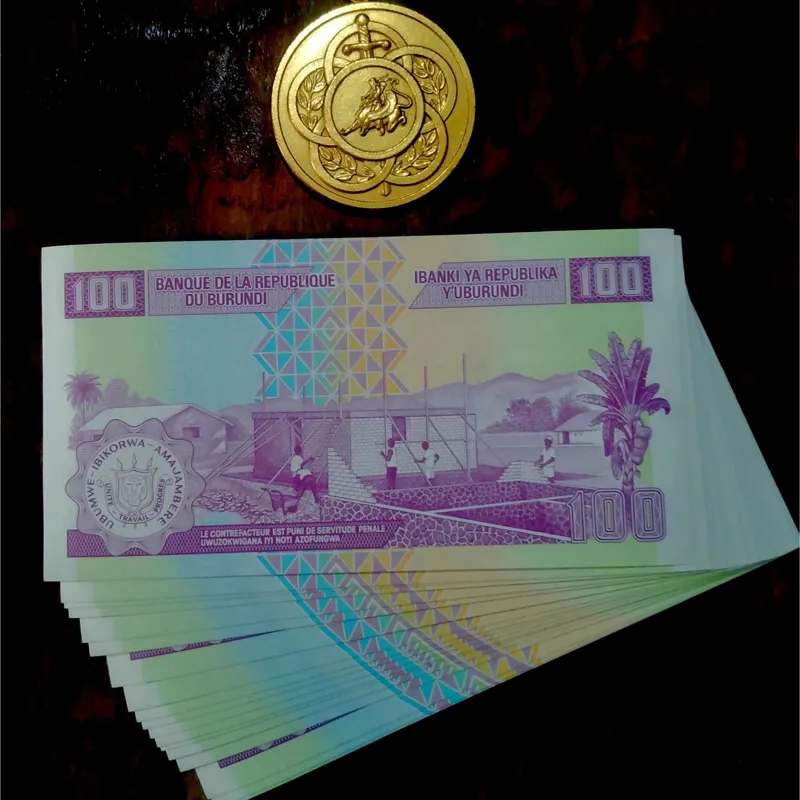 3 جفت اسکناس زیبای 100 فرانک بوروندی