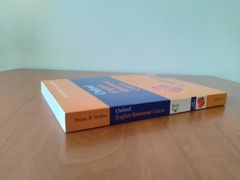 Oxford English Grammar Course BASIC with CD