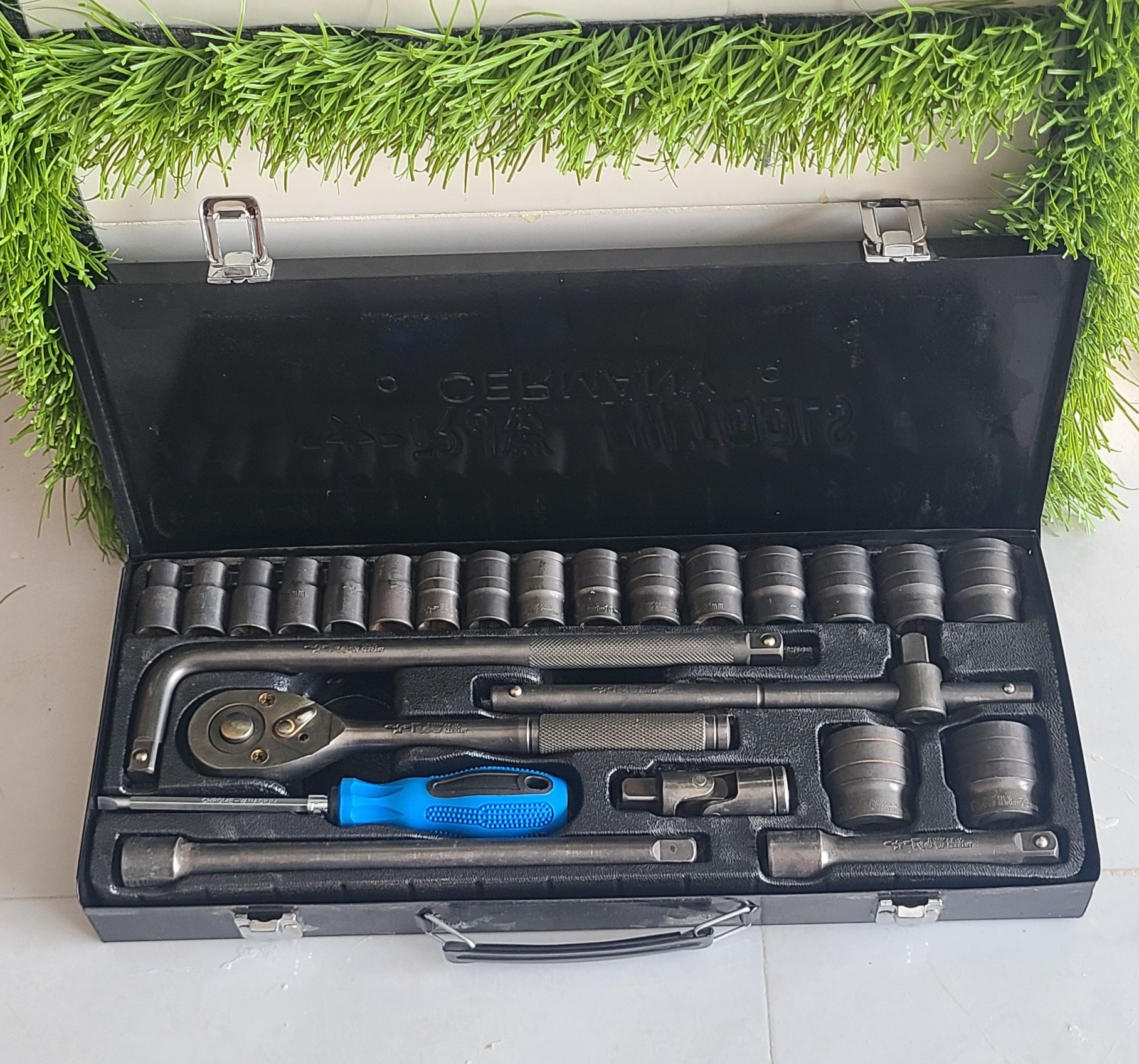 جعبه بکس 25 تیکه تاج المان