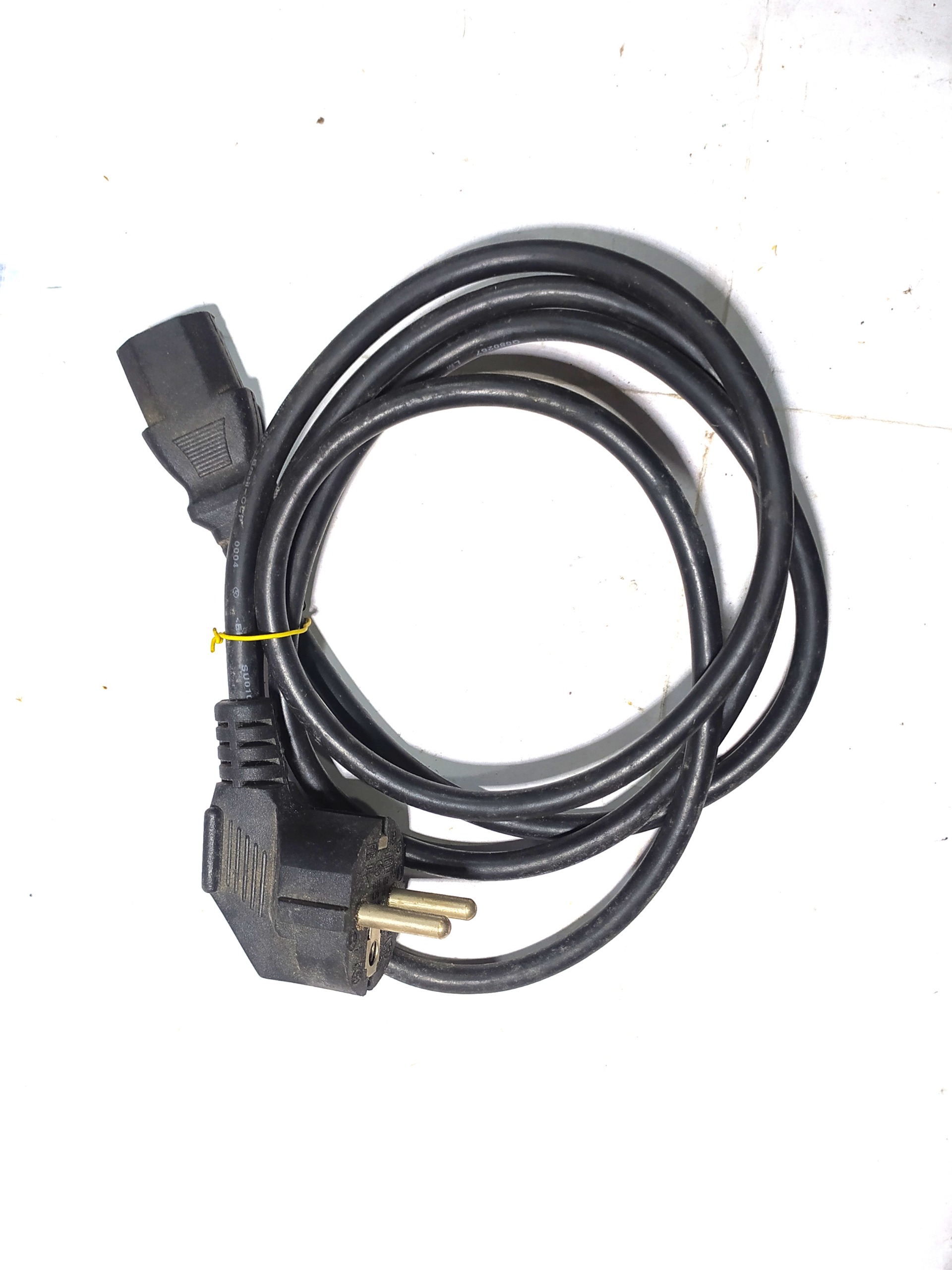 کابل برق کامپیوتر