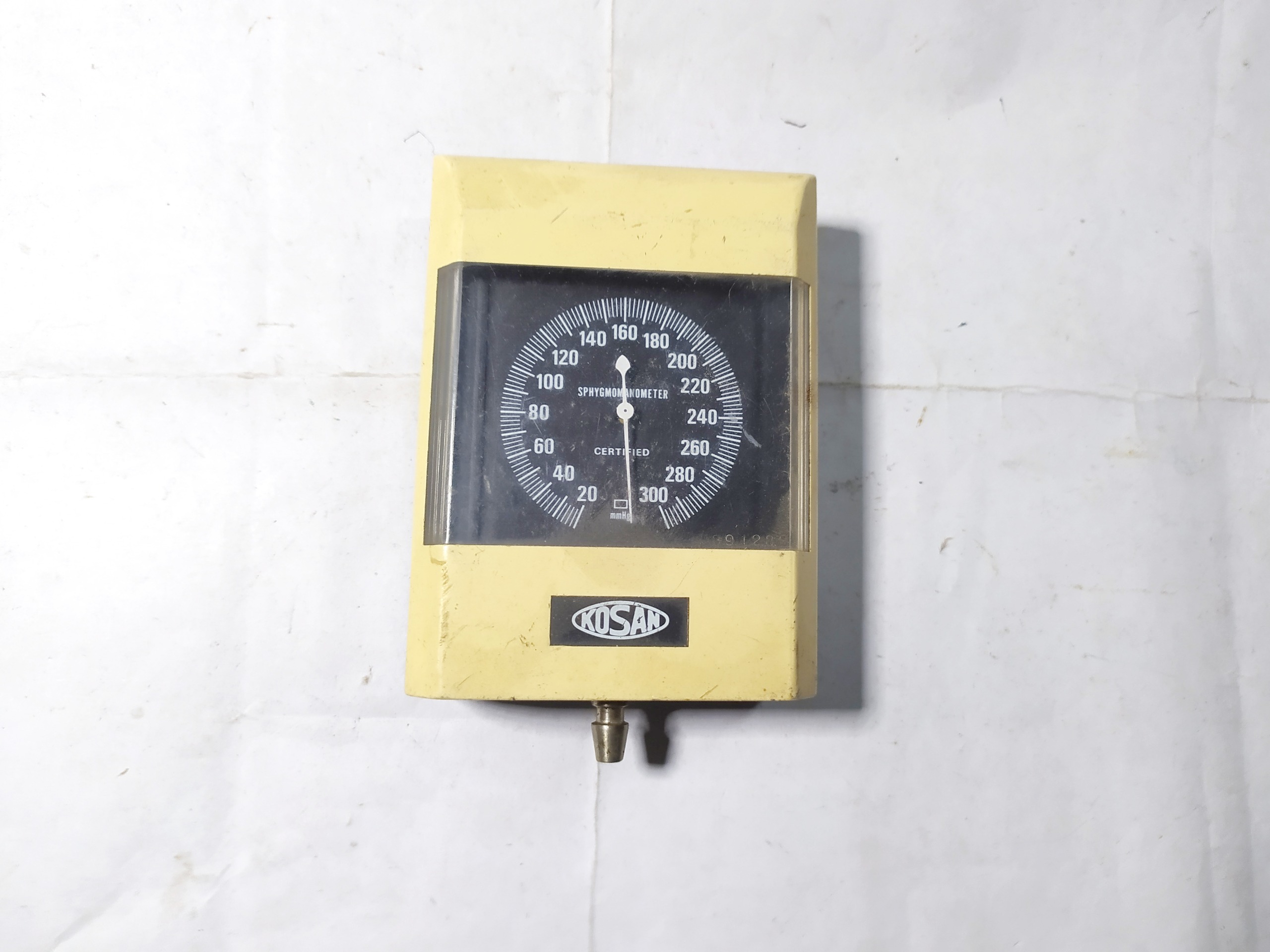 دستگاه فشار خون پزشکی