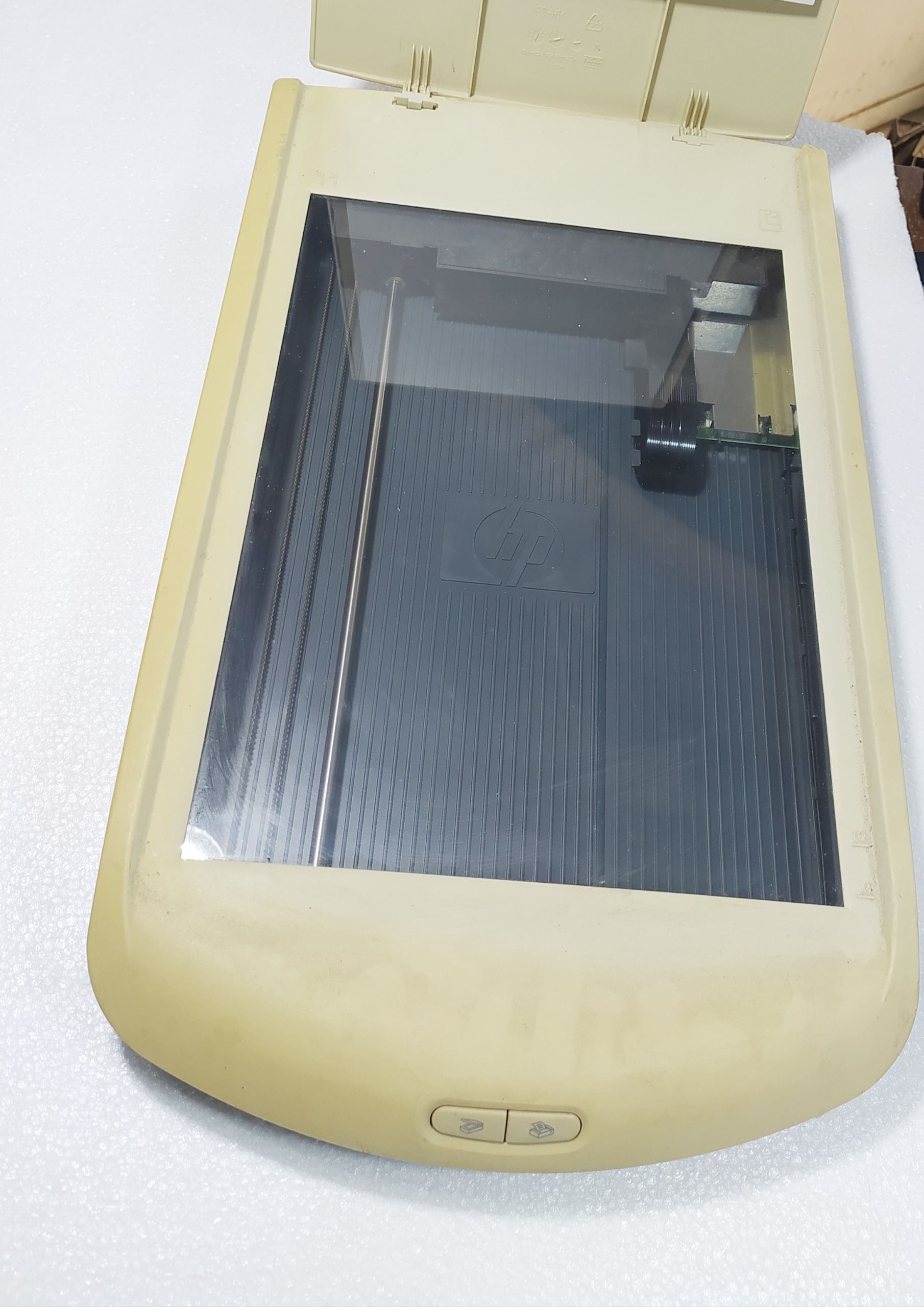 اسکنر اچ پی 2400