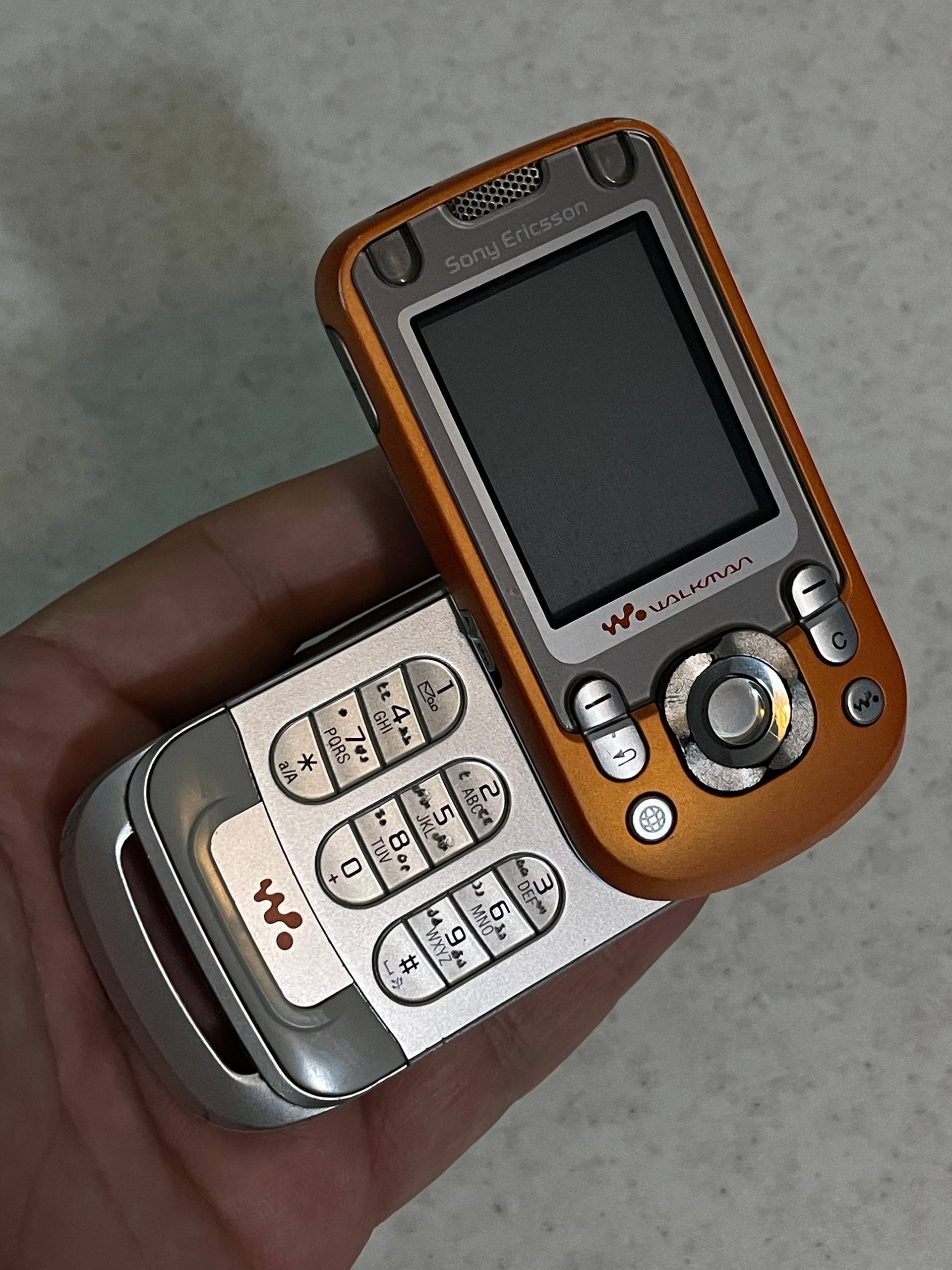 سونی اریکسون w550i واکمن ، تک و خاص