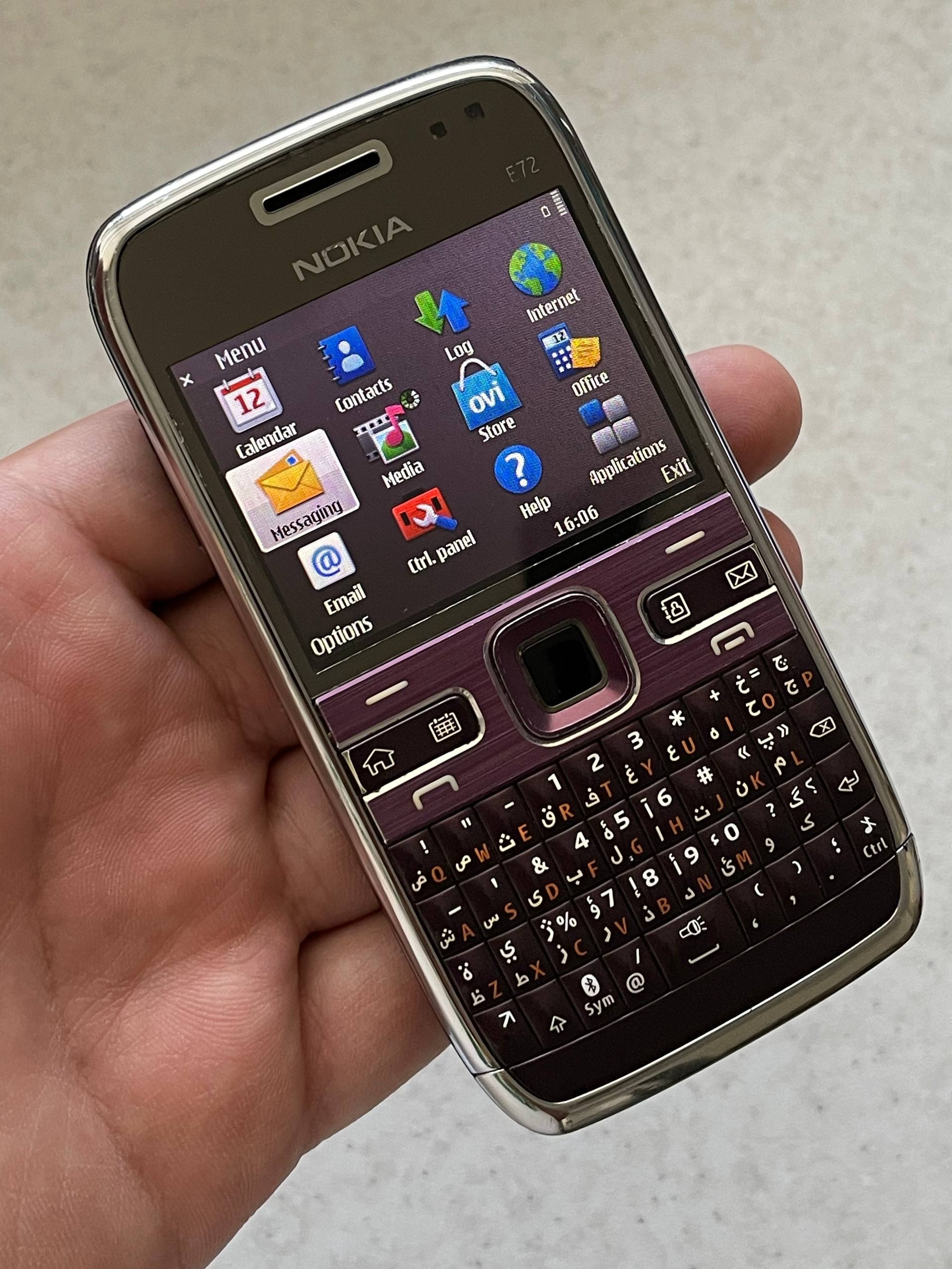 نوکیا E72 ، درحدنو ، خاص و کلکسیونی