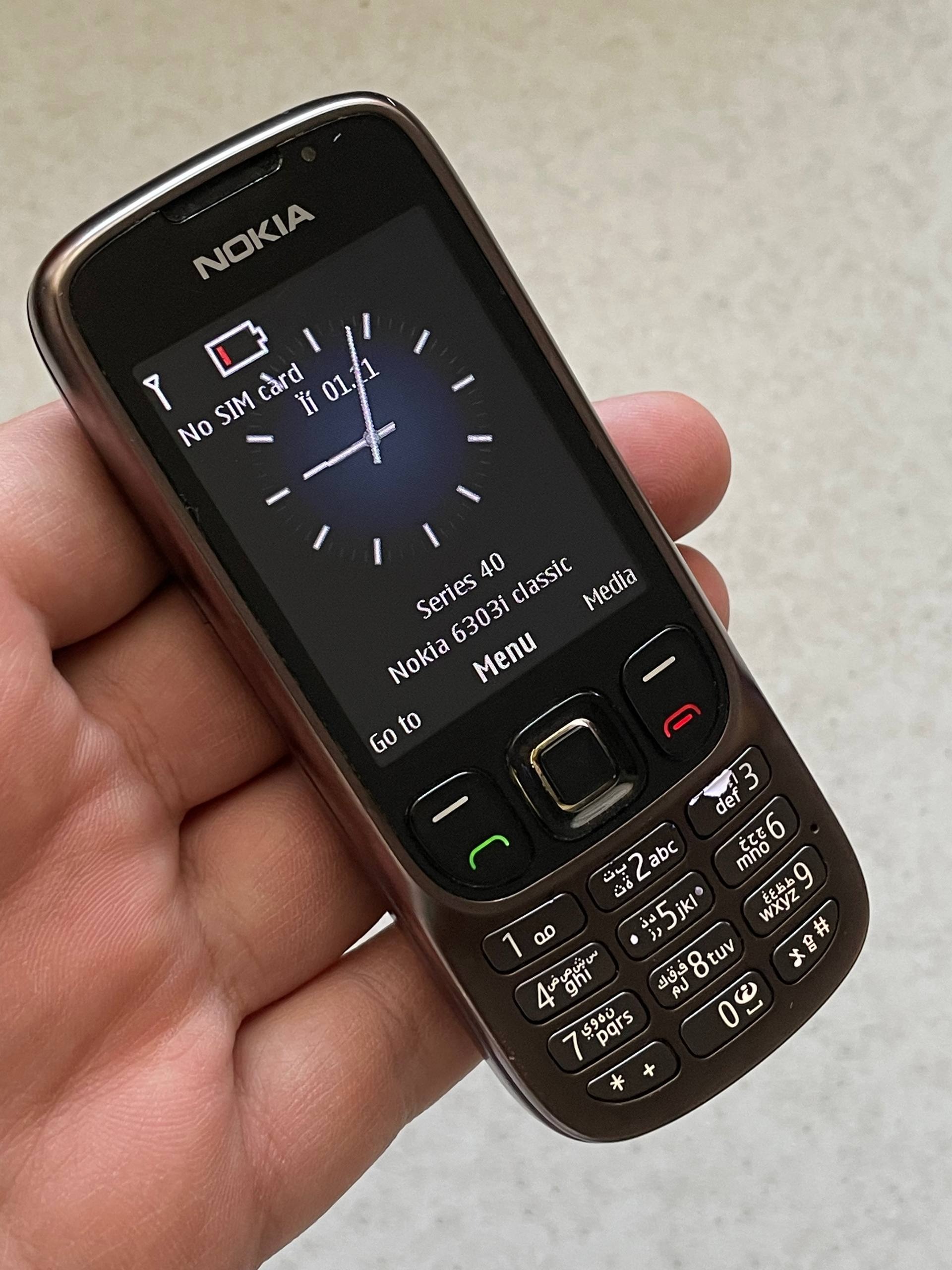 نوکیا 6303 درحد نو با جعبه ، کلکسیونی