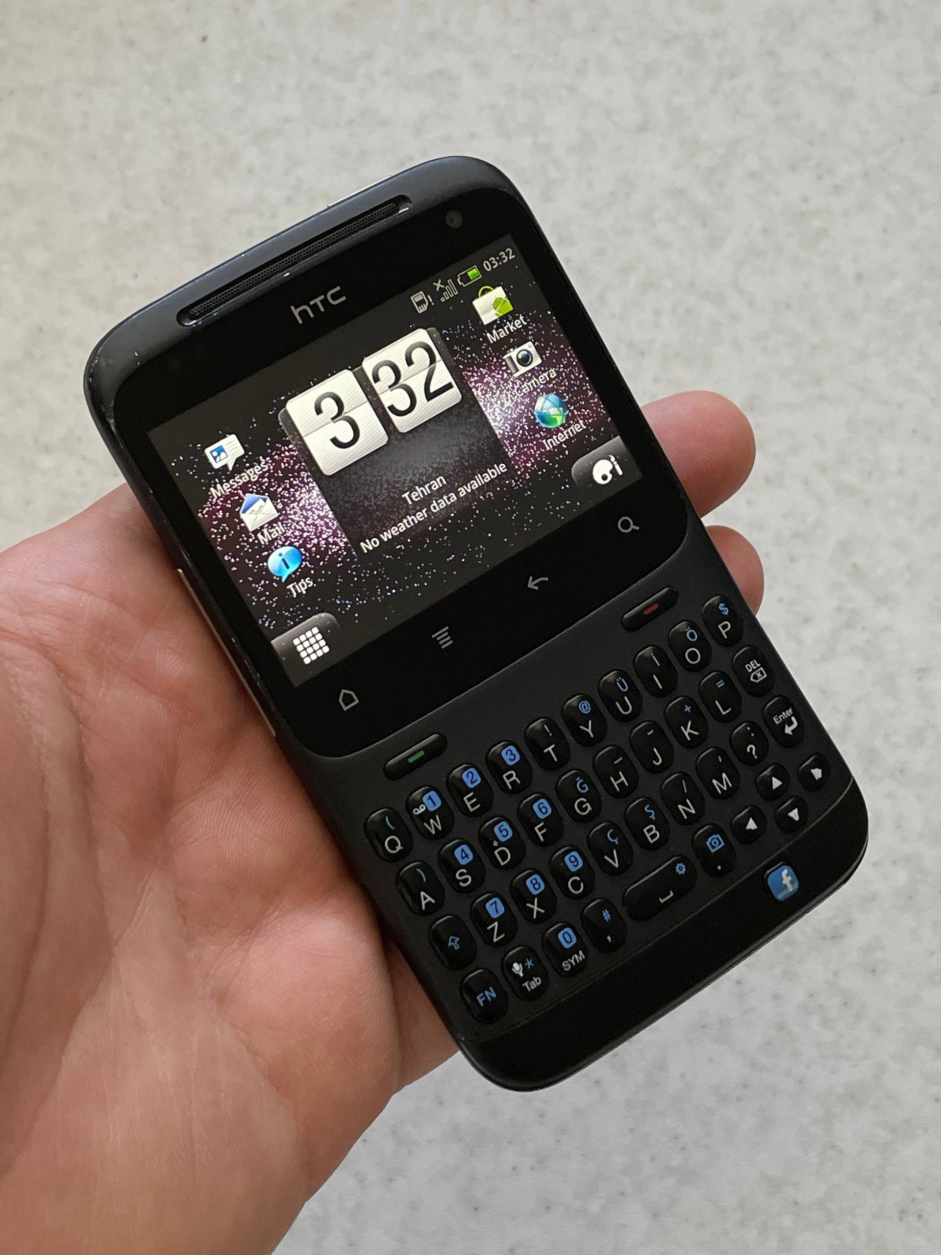 اچ تی سی چاچا مشکی درحدنو کلکسیونی