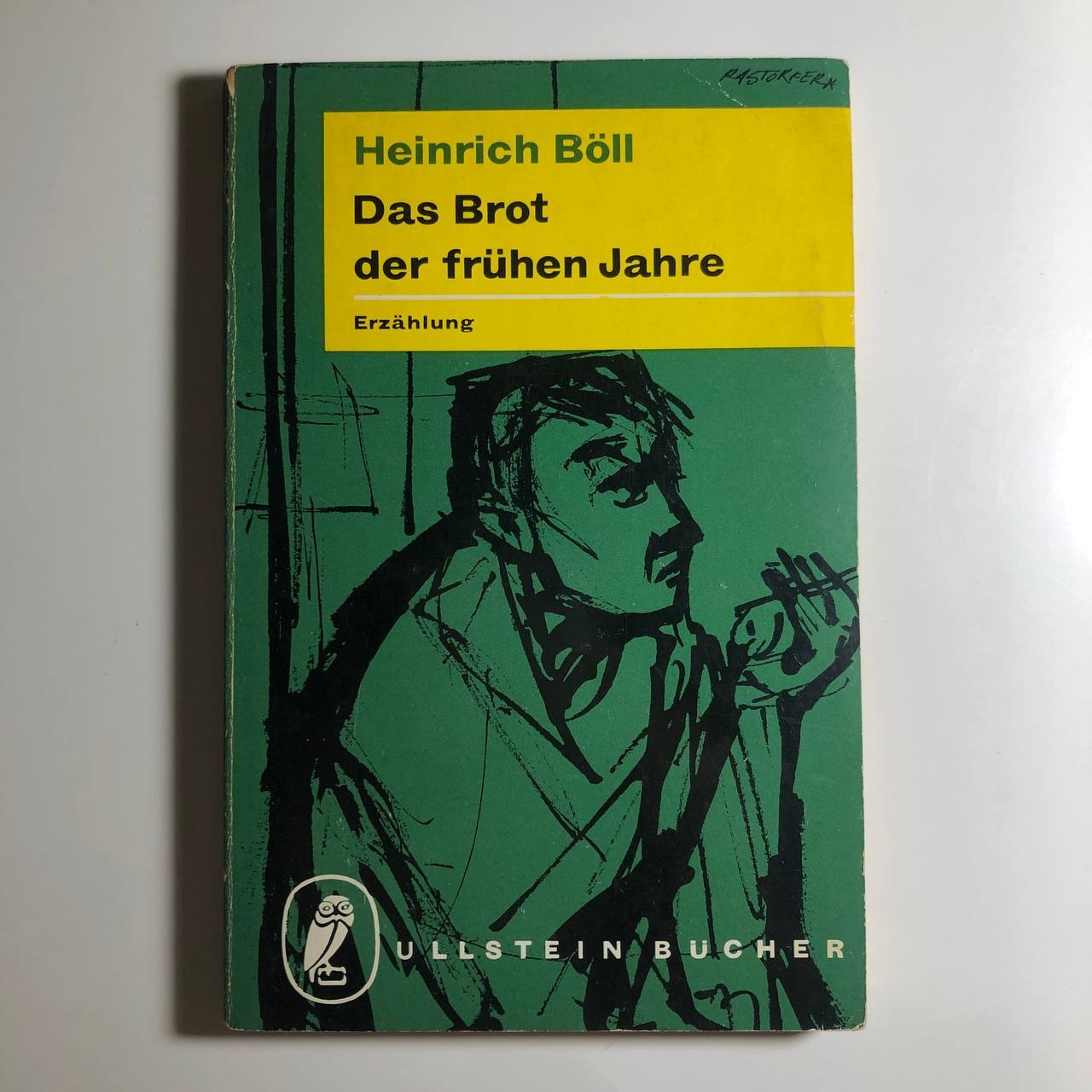 Heinrich Böll نان سالهای جوانی هاینریش بل