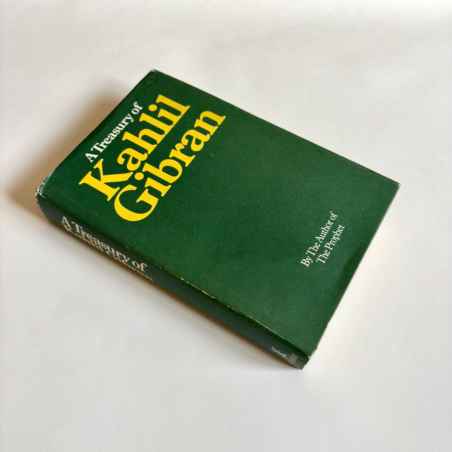 A Treasury of Kahlil Gibran خلیل جبران