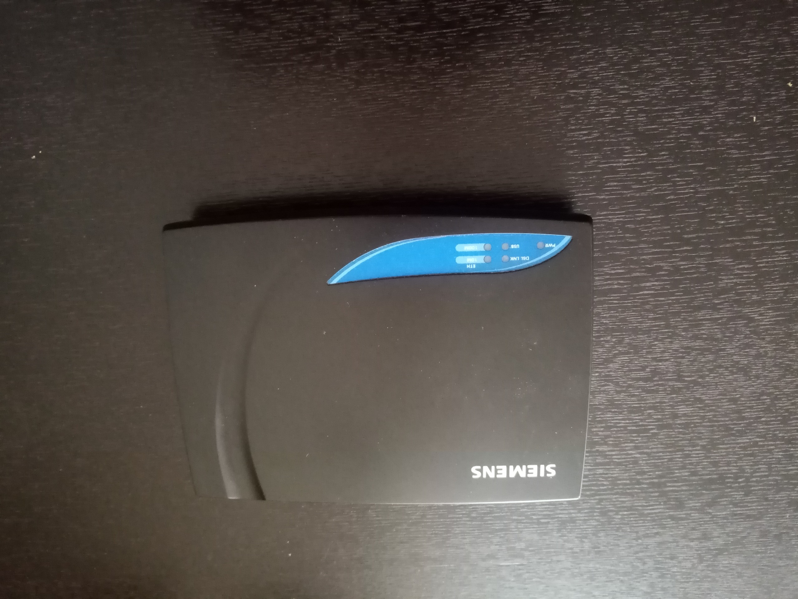 مودم Adslزیمنس مدل C 10 (سیم دار)