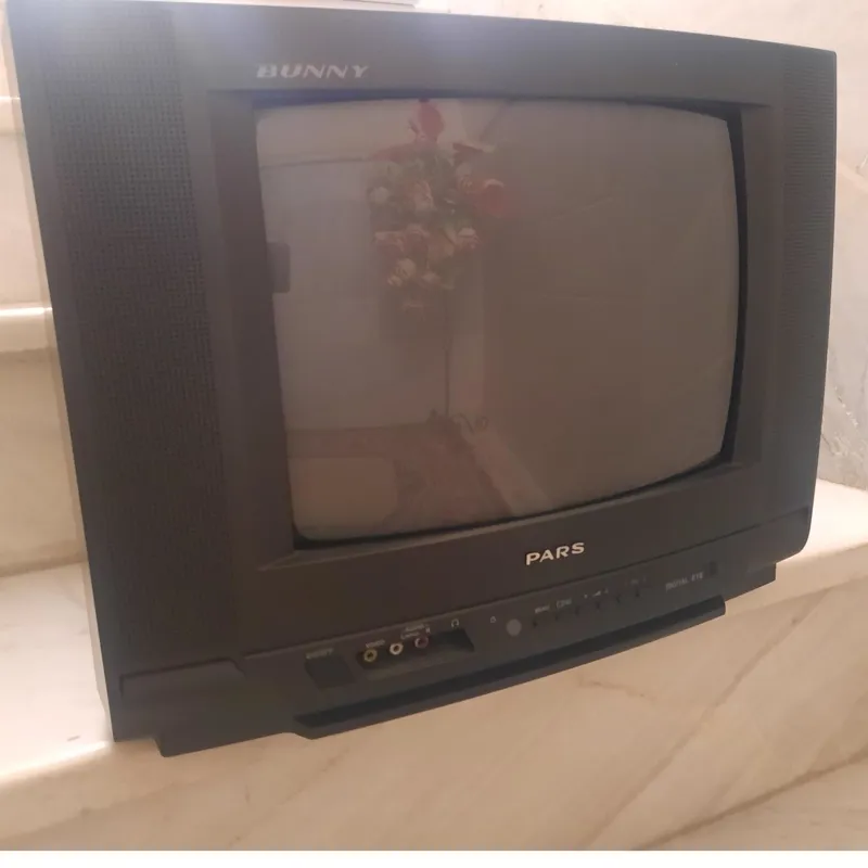 تلویزیون رنگی 14 اینچ پارس (توضیحات را بخوانید)