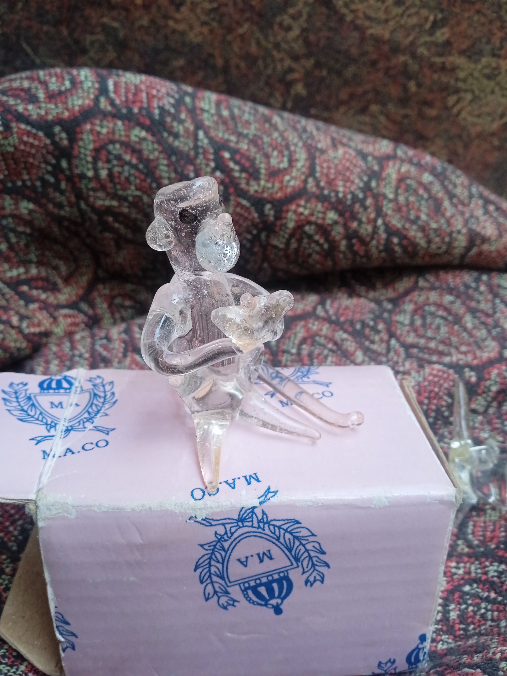 مجسمه مینیاتوری بلوری از میمون