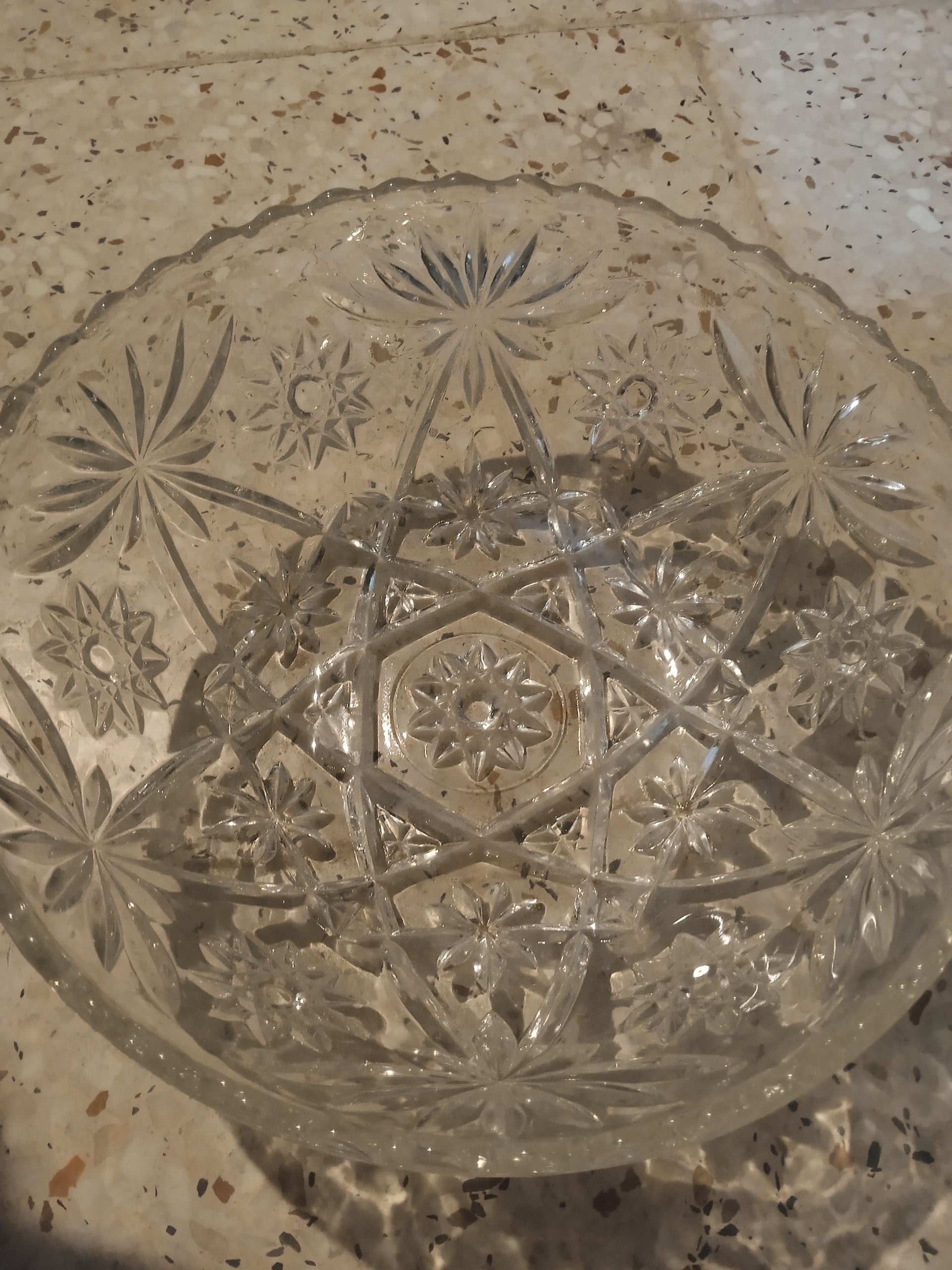 کاسه وبشقاب قدیمی آمریکایی کریستال ستاره ای