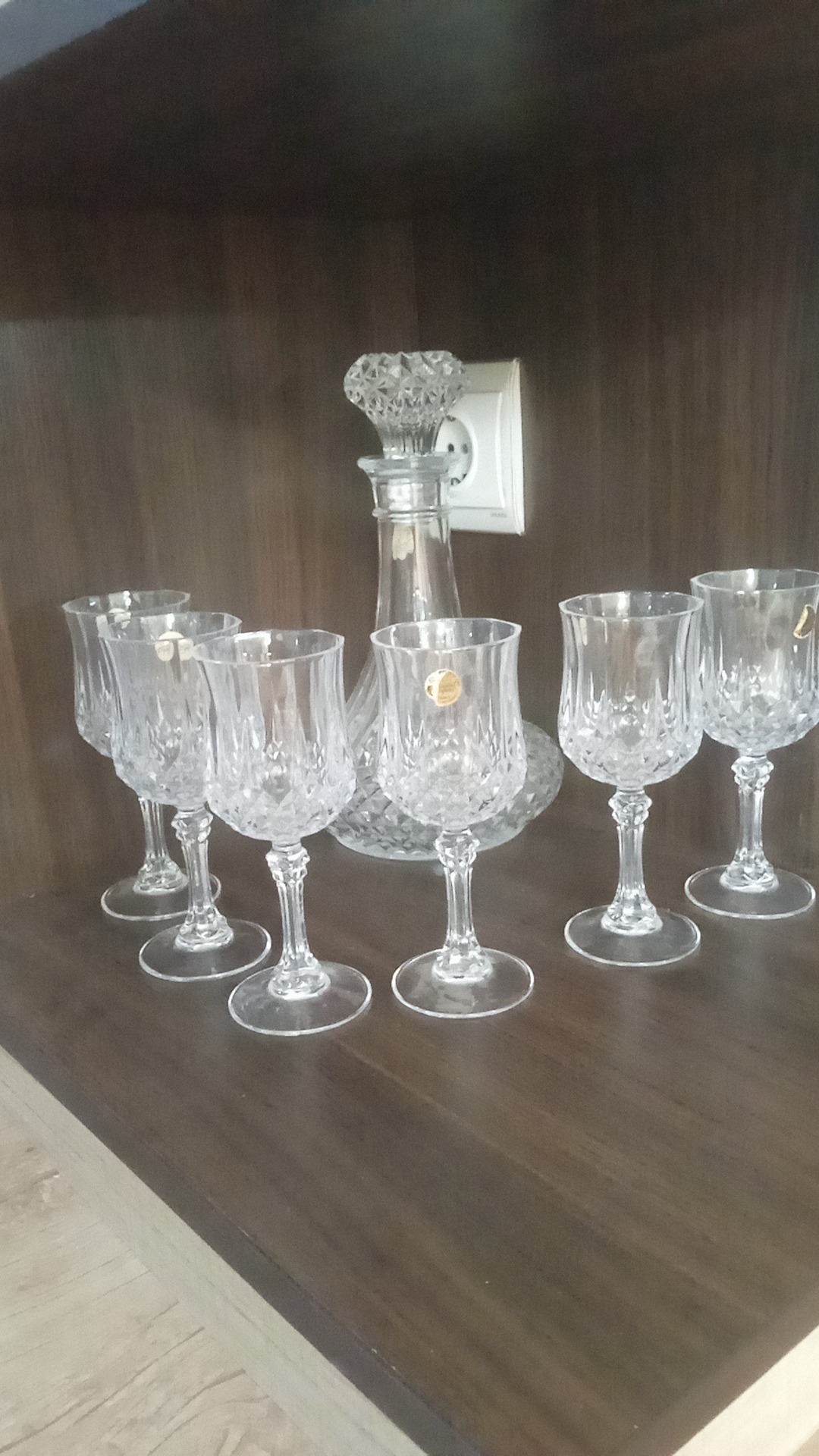 تنگ و6 عدد پیک پایه دار بسیار قدیمی ساخت فرانسه