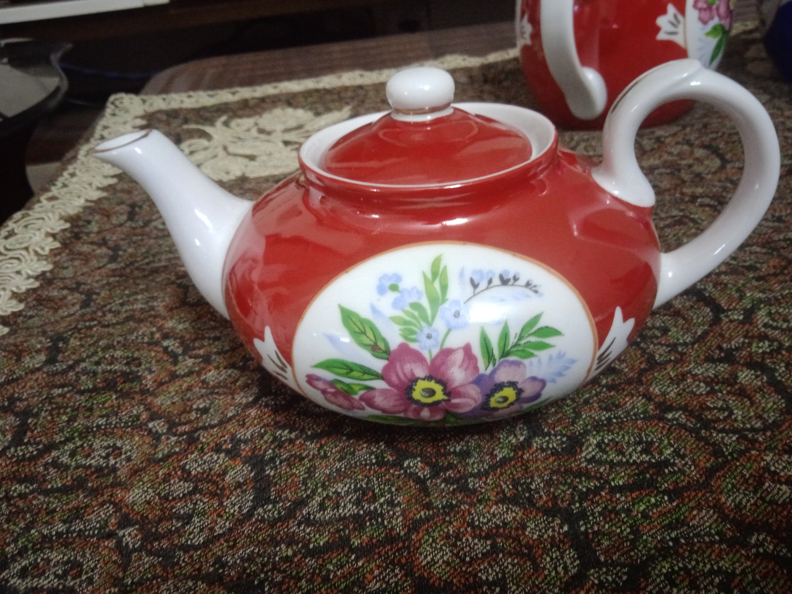 قوری شلغمی قرمز روسی مارک گردنر