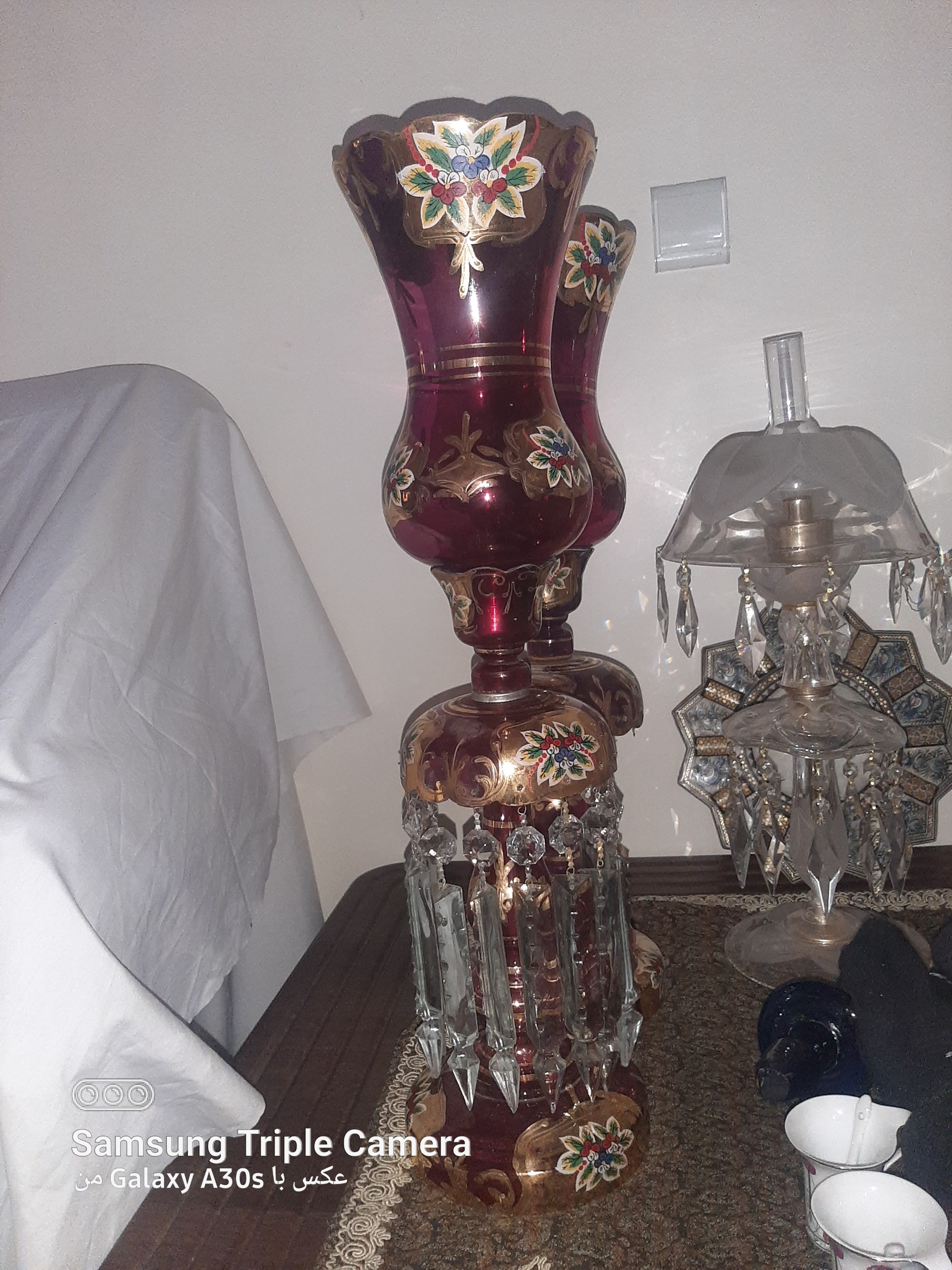 جفت چراغ لاله قدیمی 16 آویز طرح چک رنگ قرمز